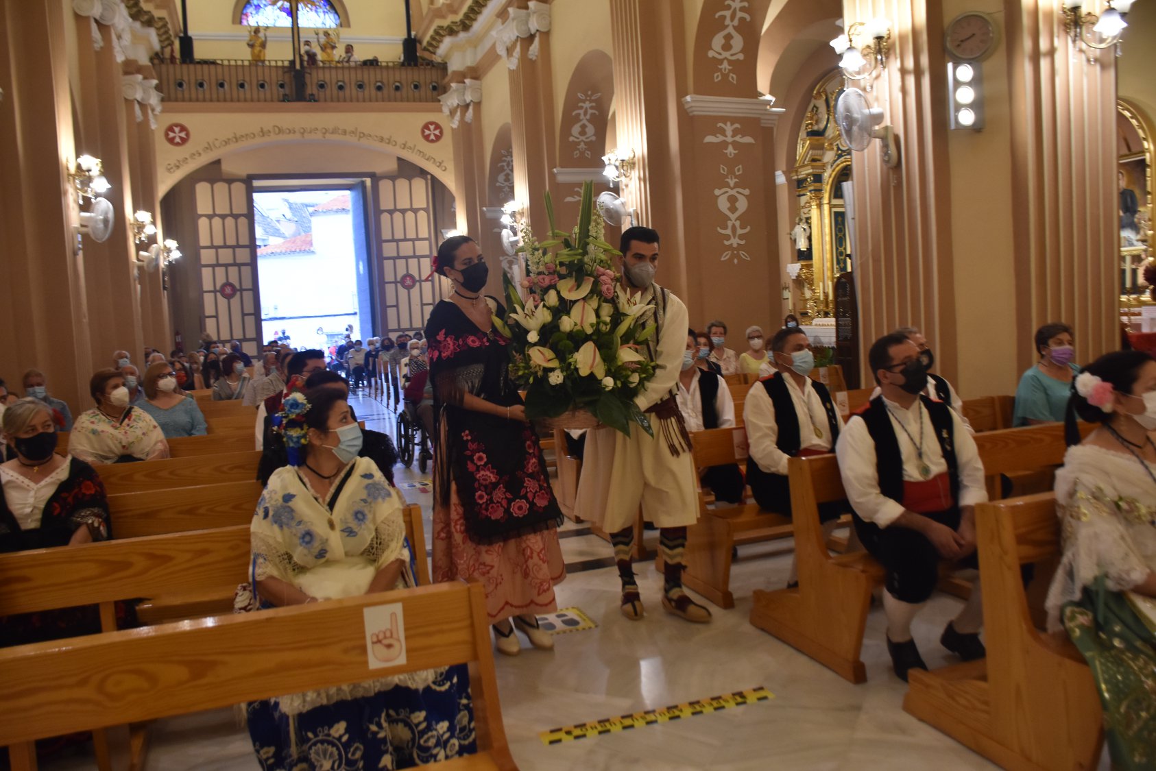 Ayuntamiento de Archena - Primero de los actos solemnes de las Fiestas Patronales, misa a la Patrona la Virgen de la Salud