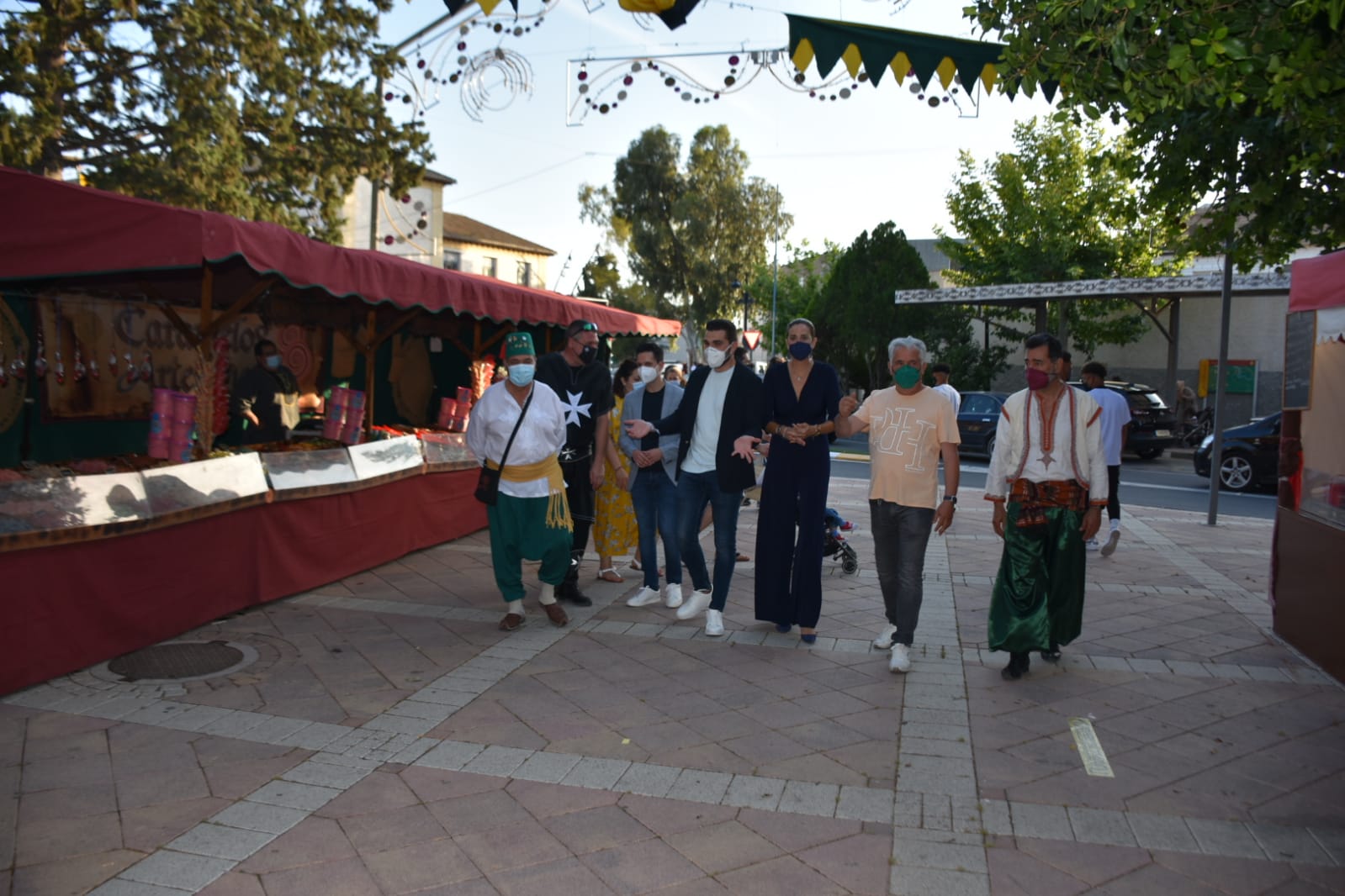 Ayuntamiento de Archena - La Alcaldesa de Archena da el pistoletazo de salida a las fiestas patronales con la inauguración del recinto ferial, el mercadillo medieval y el food-truck