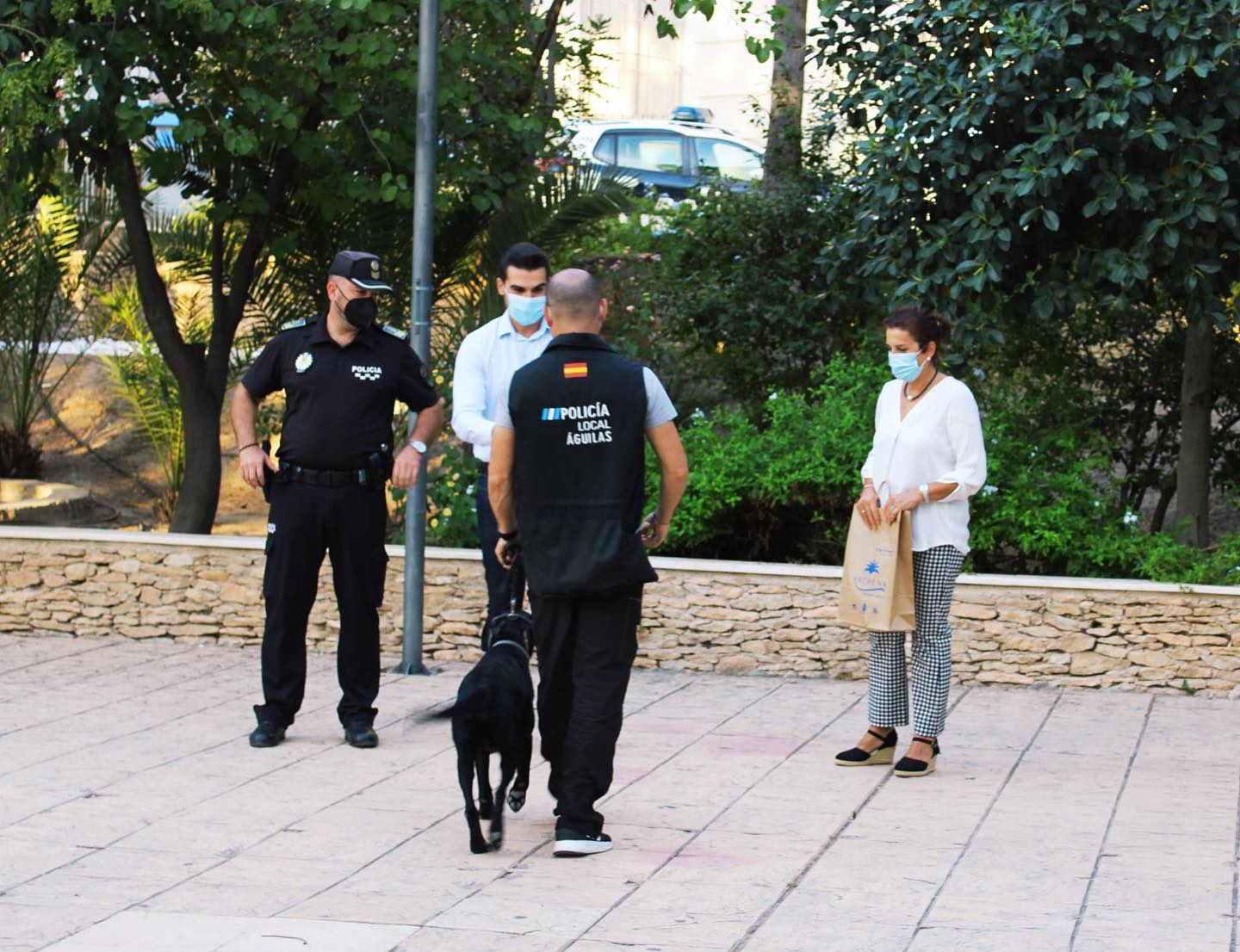 Ayuntamiento de Archena - Entrega de diplomas a los participantes en el seminario interregional para la perfección de perros policía