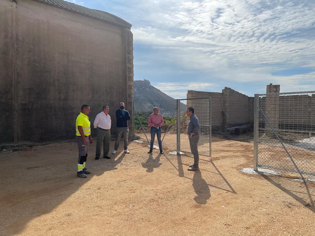 SERVICIOS | Habilitado un aparcamiento para 35 vehículos en la pedanía de La Puebla de Mula