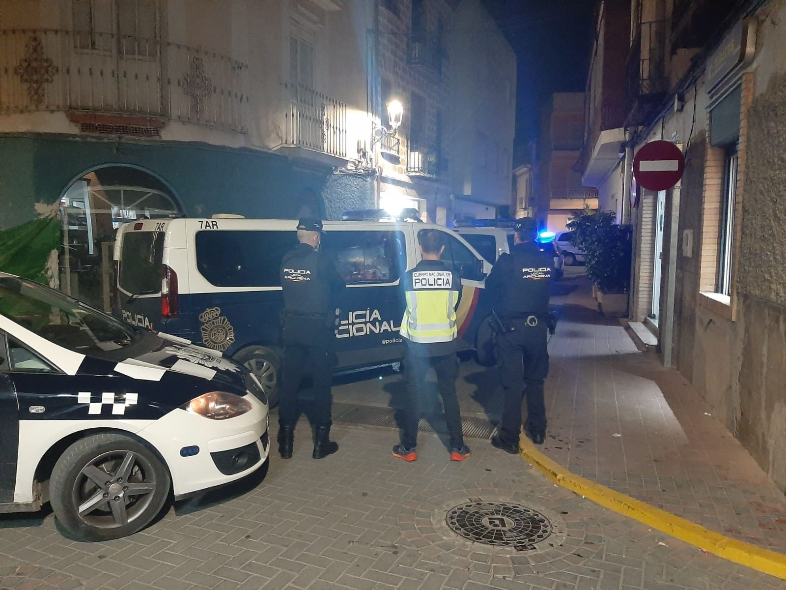 Ayuntamiento de Archena - 9 detenidos por situación ilegal en España es el balance del dispositivo especial realizado conjuntamente entre Policía Nacional y Policía Local de Archena