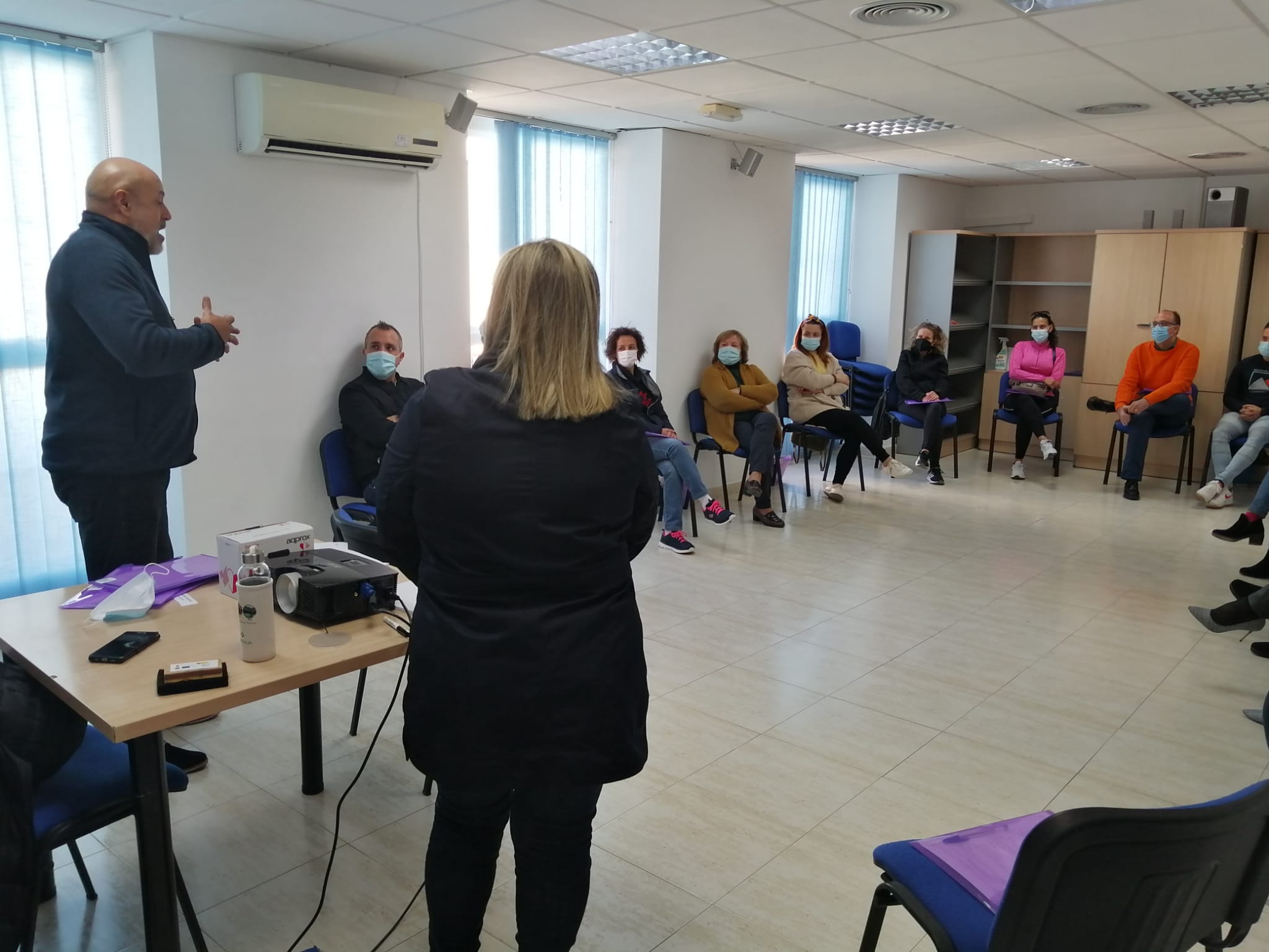 Ayuntamiento de Archena - Curso para el personal del Ayuntamiento sobre " Políticas Municipales de Igualdad de Oportunidades entre Mujeres y Hombres"