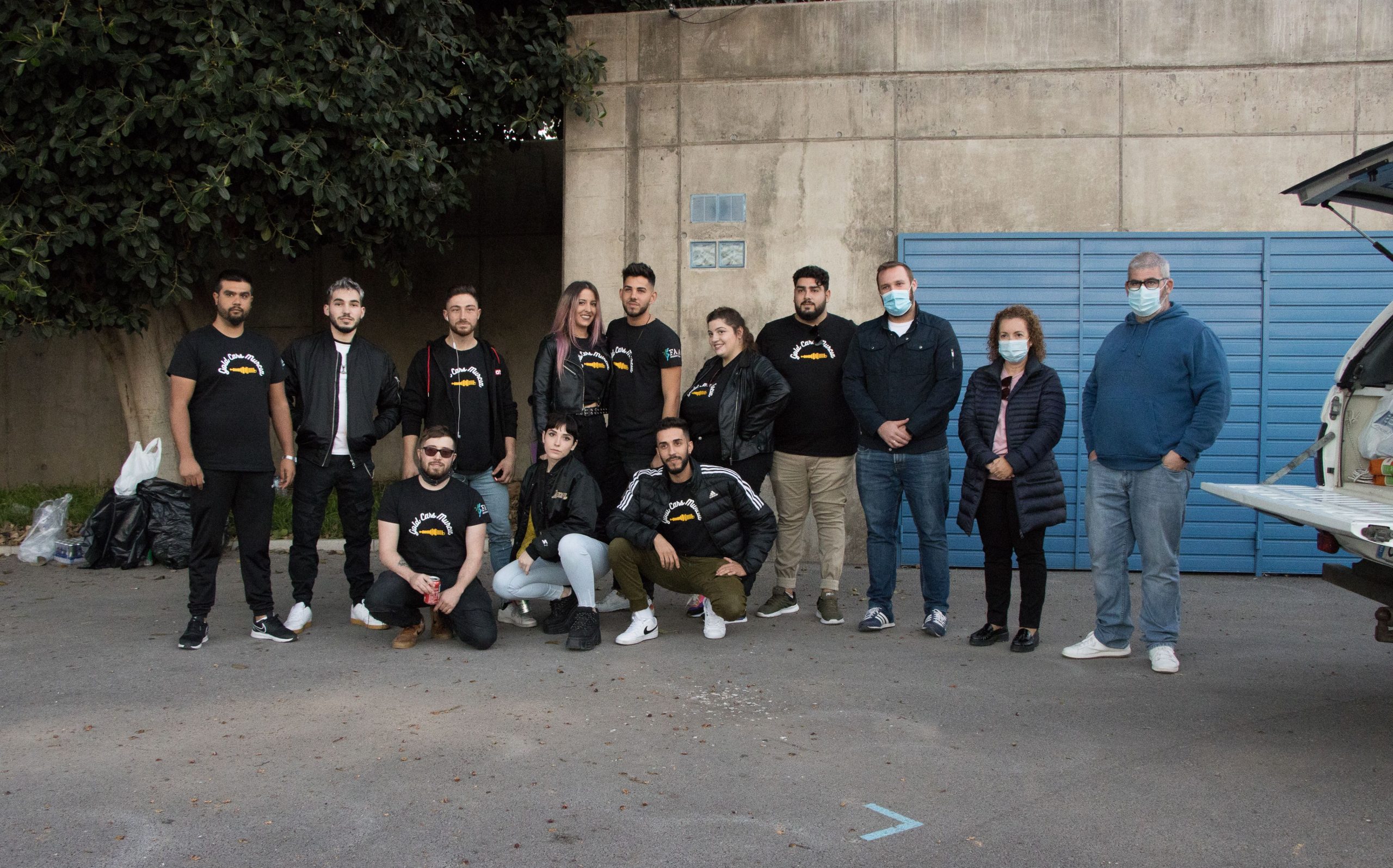 El recinto ferial de San Pedro del Pinatar acogió la segunda quedada solidaria organizada por FAGA y Gold Car Murcia