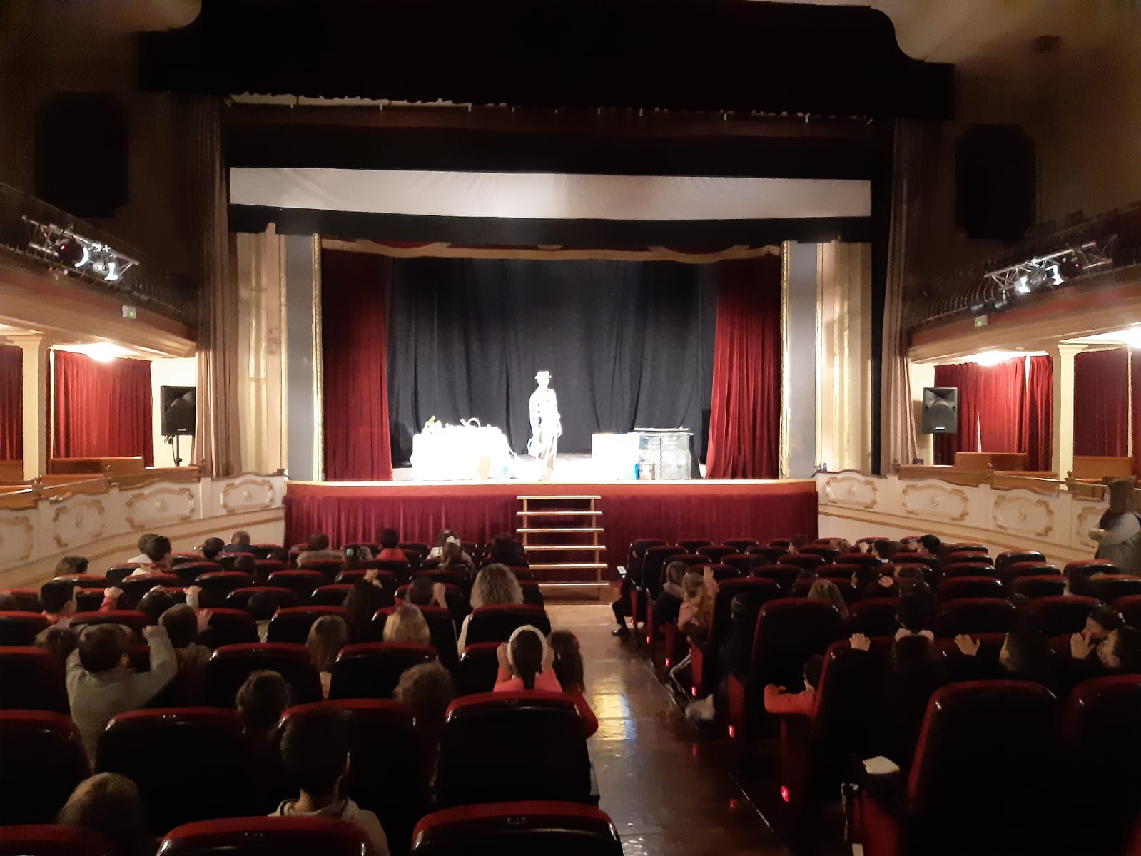 MEDIO AMBIENTE | La Concejalía de Medio Ambiente organiza una representación teatral "Este huerto está muy vivo"