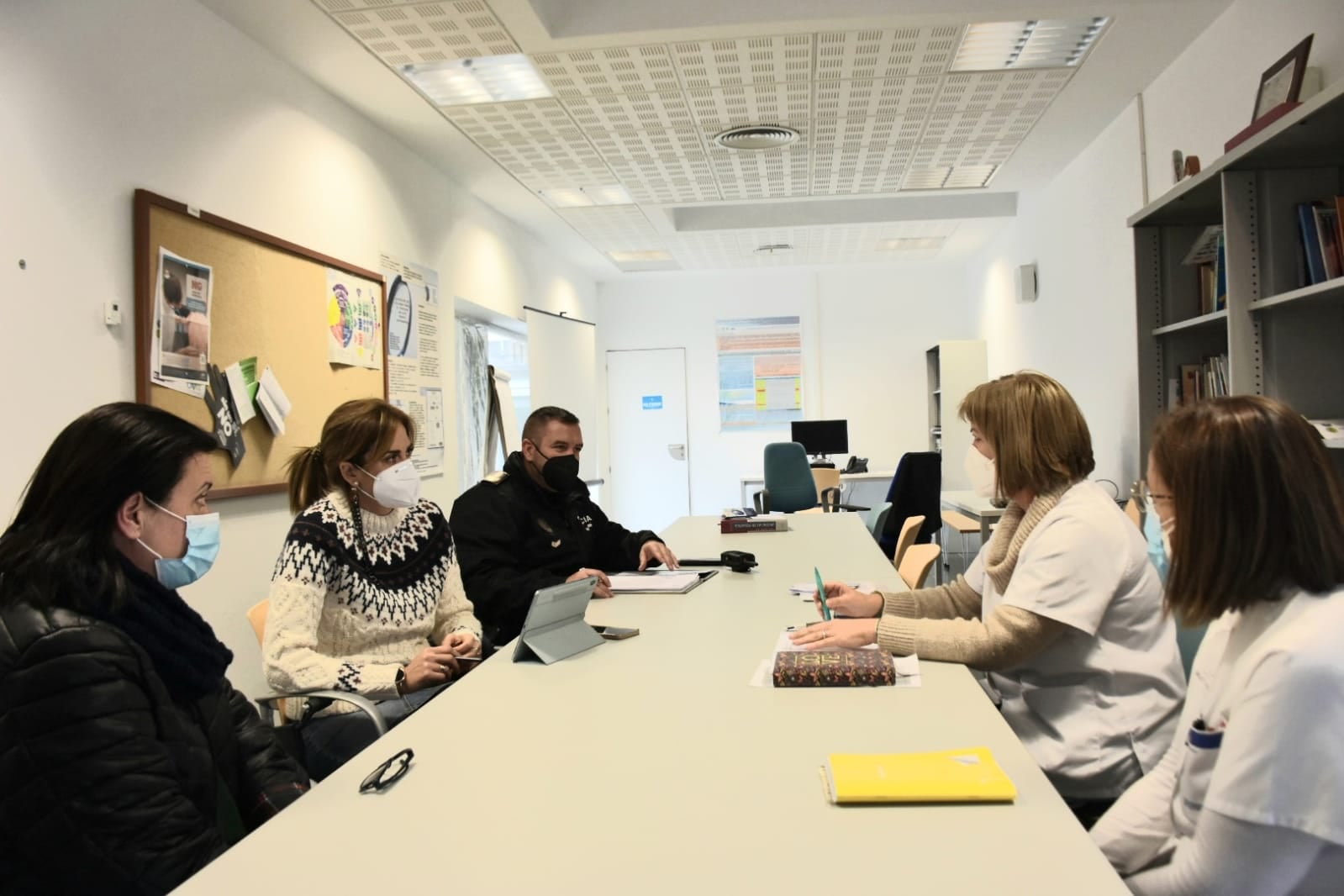 Ayuntamiento de Archena - Reuniones en Ayuntamiento y Centro de Salud de Archena para seguir analizando medidas de prevención de la pandemia