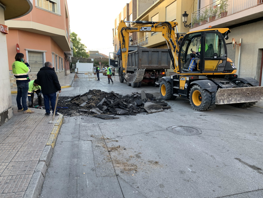 Cortado el tráfico en la Calle Doctor Ayala por la ejecución de obras