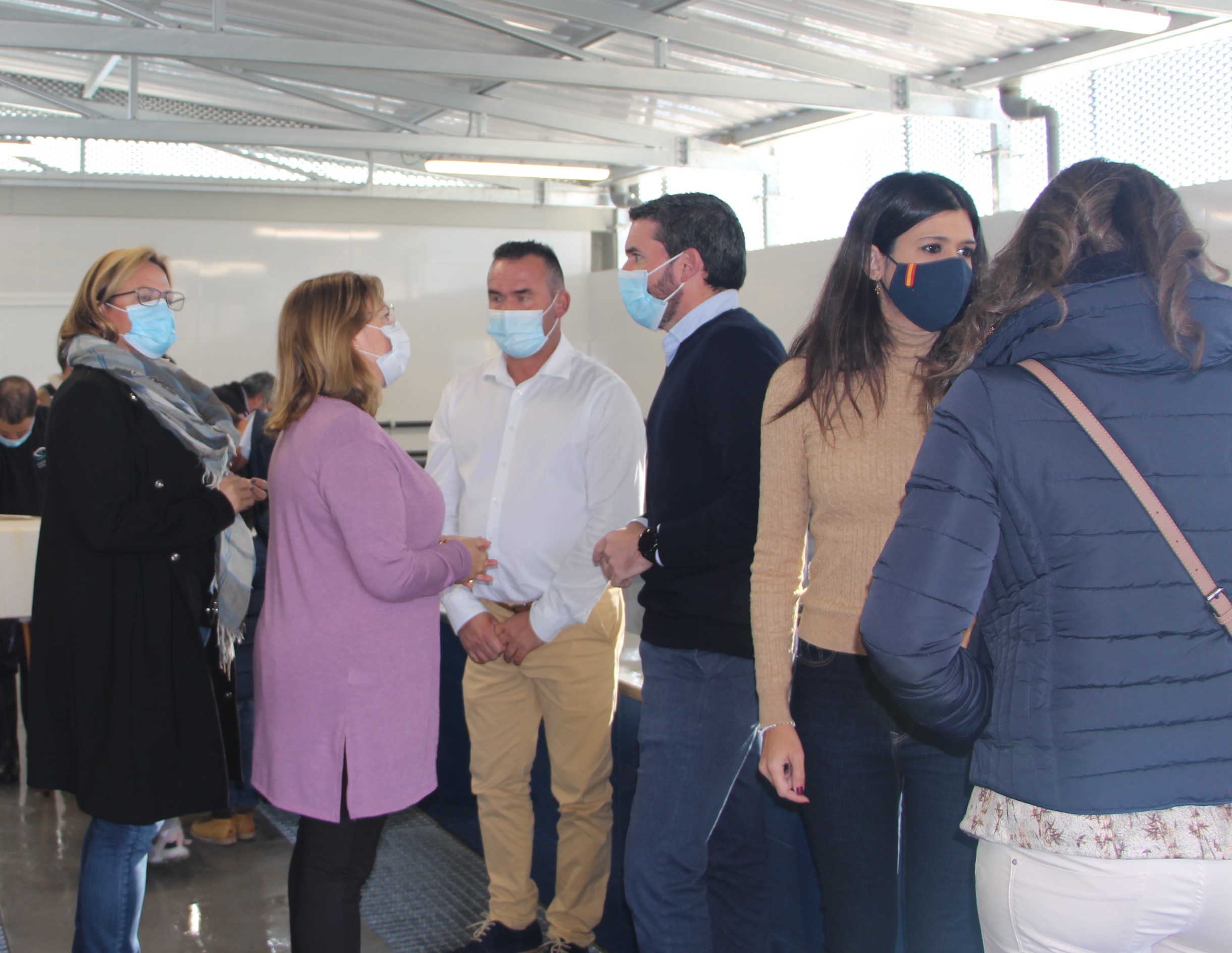 La Comunidad y la Cofradía de Pescadores de San Pedro del Pinatar apuestan conservar la anguila en el Mar Menor