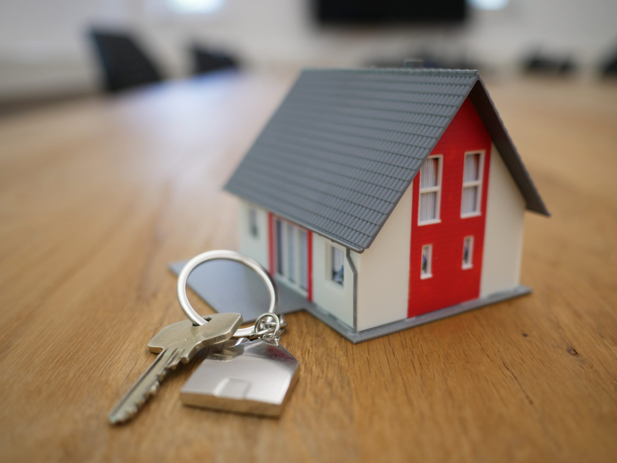 Más de un centenar de familias pinatarenses reciben ayudas y asesoramiento en materia de vivienda