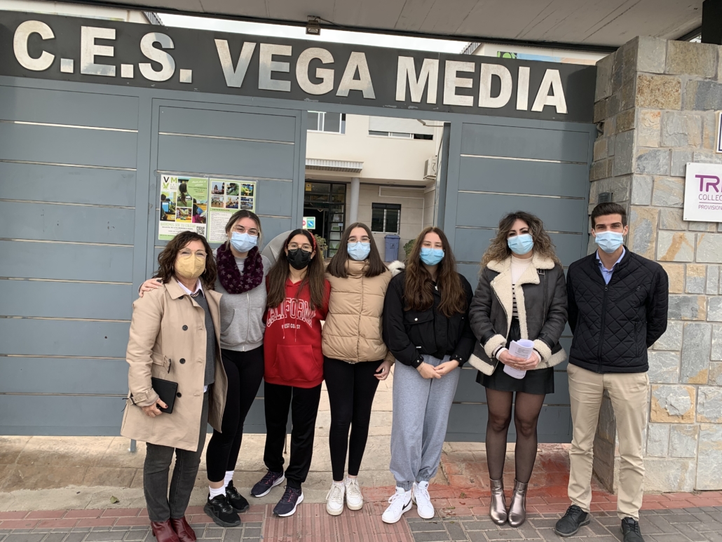 La Concejalía de Juventud presenta a las nuevas “Corresponsales Juveniles” del CES Vega Media