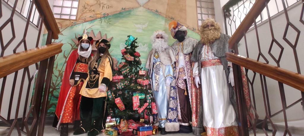 Los Reyes Magos visitan a los más pequeños de Alguazas con todas las medidas de seguridad y prevención contra el COVID