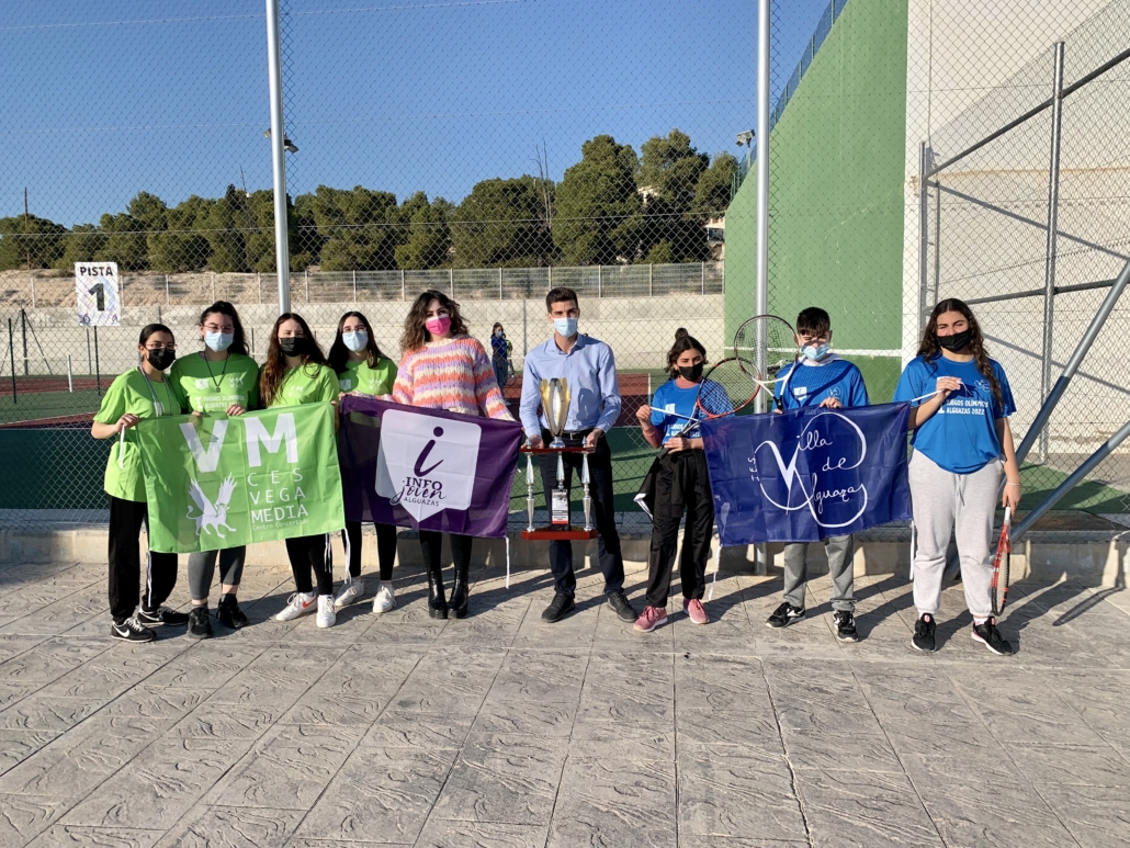 Pistoletazo de salida a los primeros Juegos Olímpicos juveniles entre en CES Vega Media y el IES Villa de Alguazas