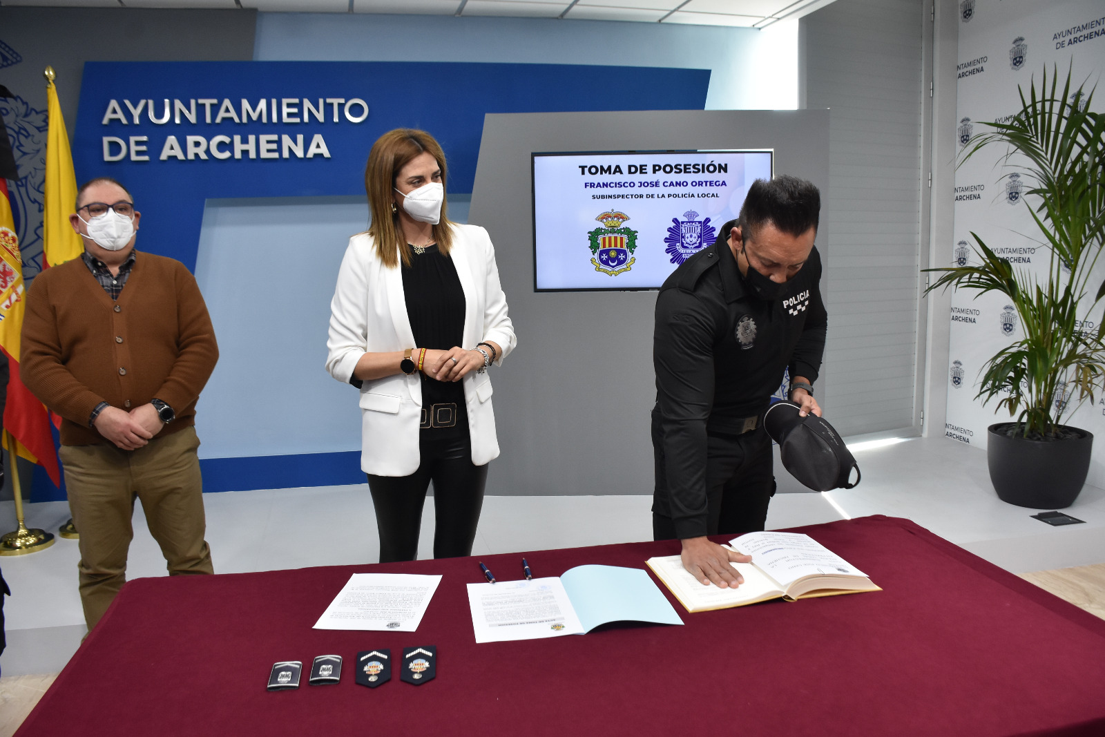 Ayuntamiento de Archena - Un nuevo Subinspector de la Policía Local de Archena ha tomado posesión esta mañana en el Ayuntamiento