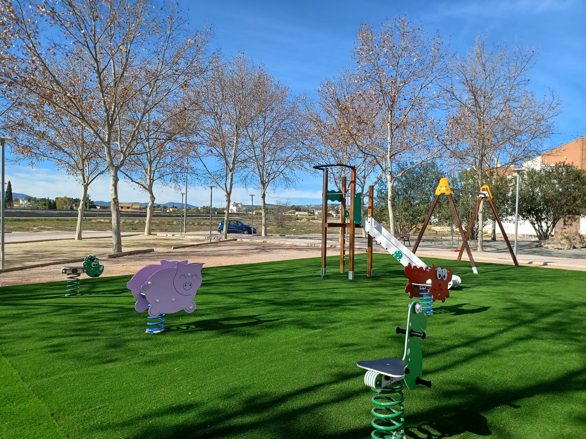 PARQUES Y JARDINES | El Ayuntamiento de Mula invierte cerca de 100.000€ en la reparación de parques y jardines