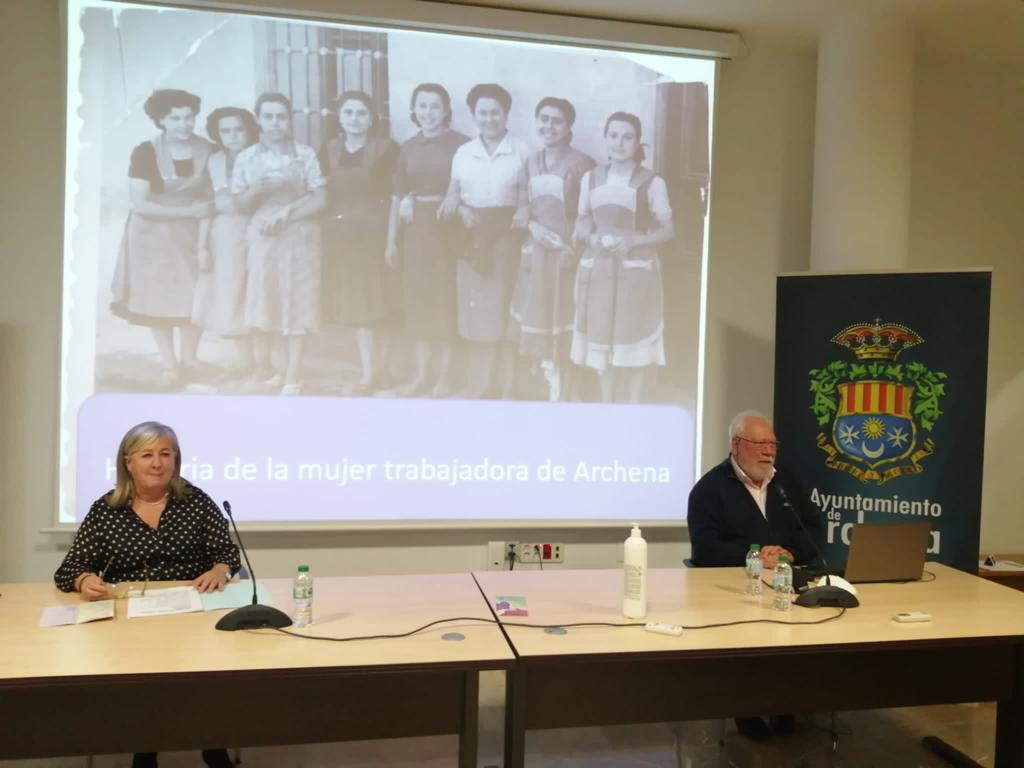 Ayuntamiento de Archena - Conferencia sobre las "Mujeres trabajadoras de Archena", a cargo del cronista oficial de la villa