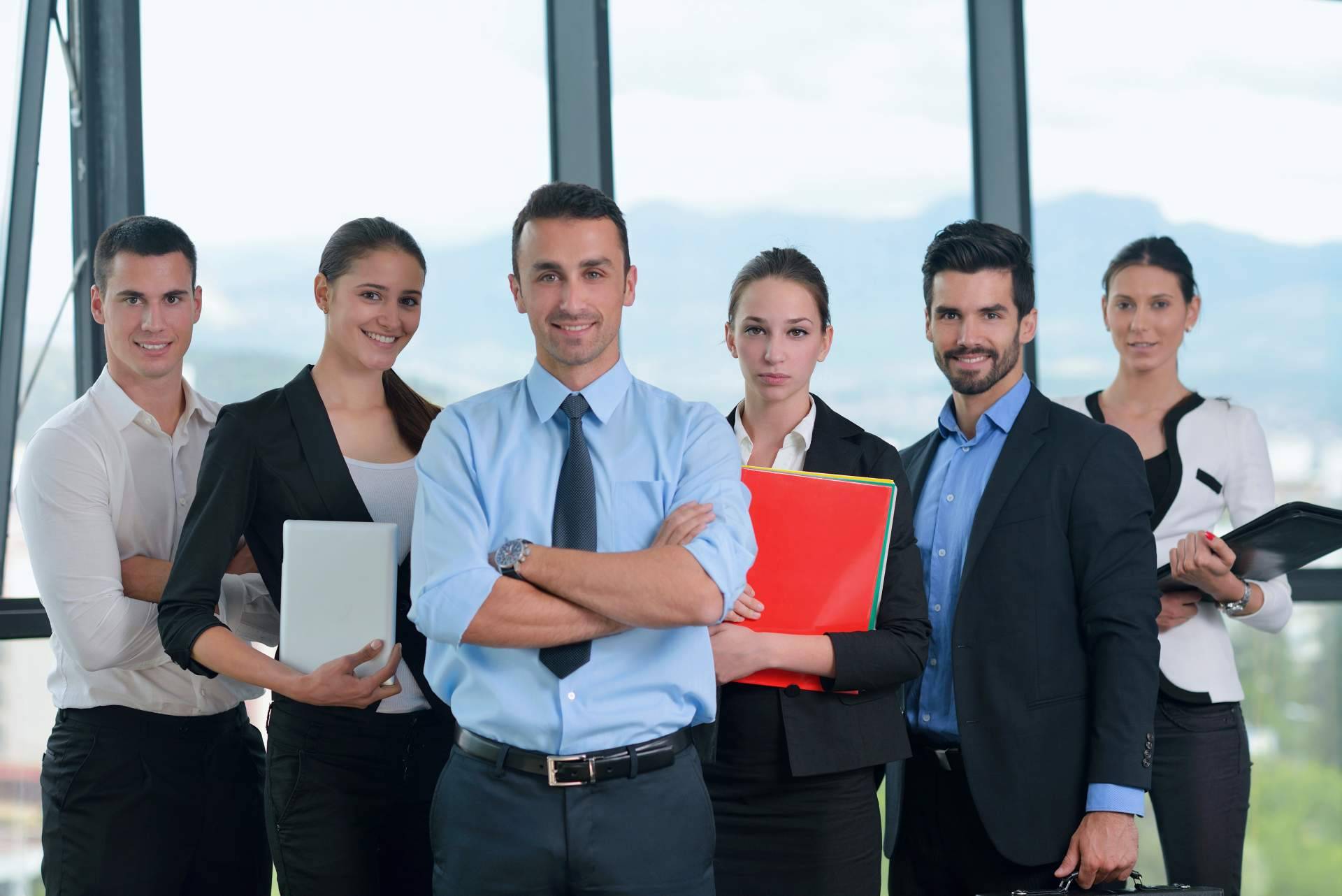 Iniciar una carrera profesional como asesor de seguros y formar parte del equipo de Segur Capital