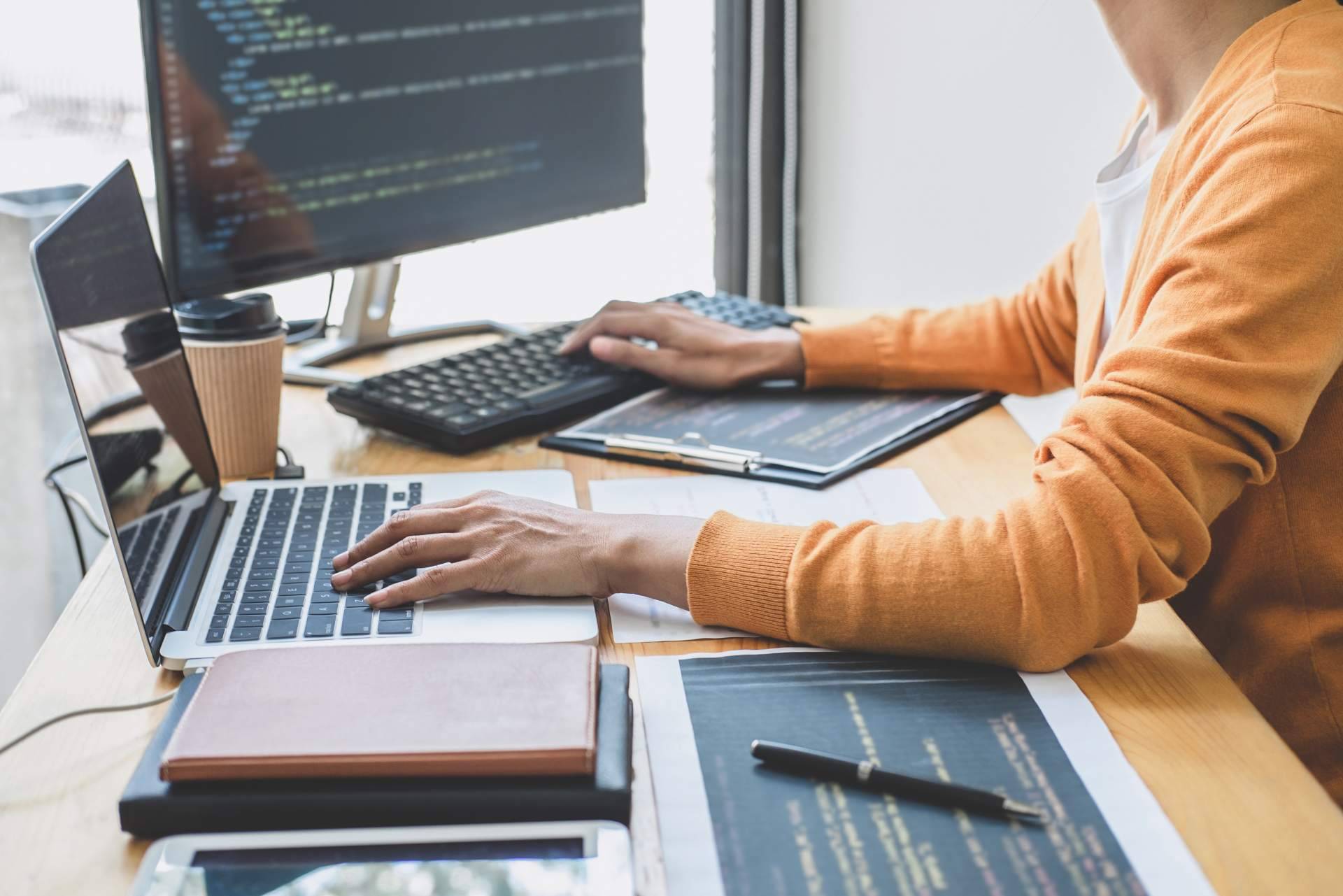 ¿Cuáles son los mejores CRM de la actualidad según Israel Huerta, experto en marketing digital?