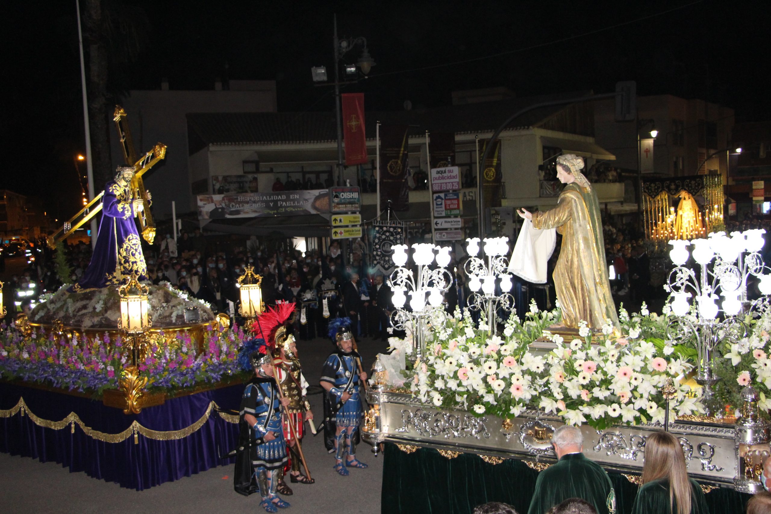 Emoción y silencio en la noche cofrade del Jueves Santo pinatarense