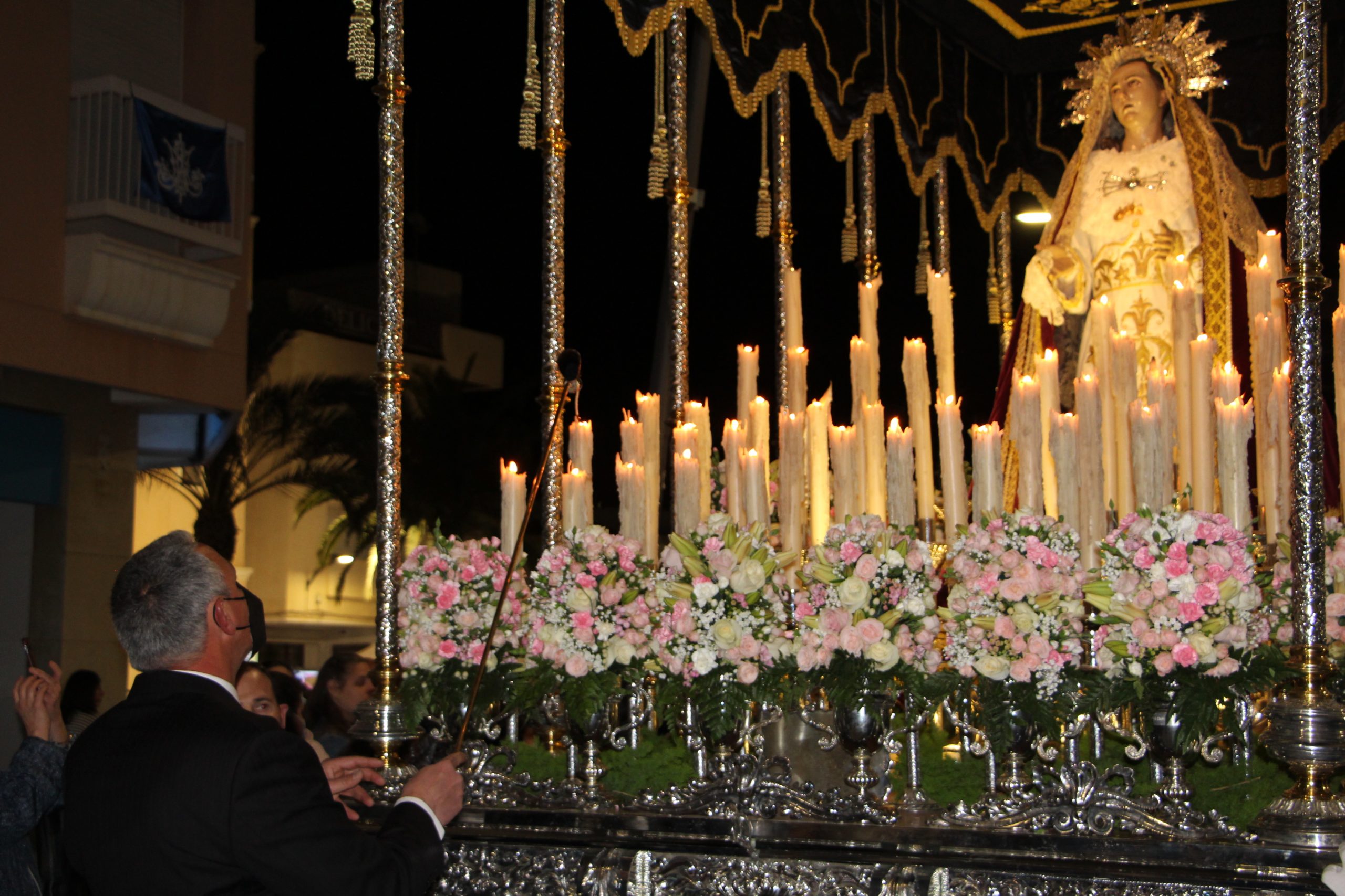 La procesión de la Virgen de los Dolores recorre las calles de San Pedro del Pinatar