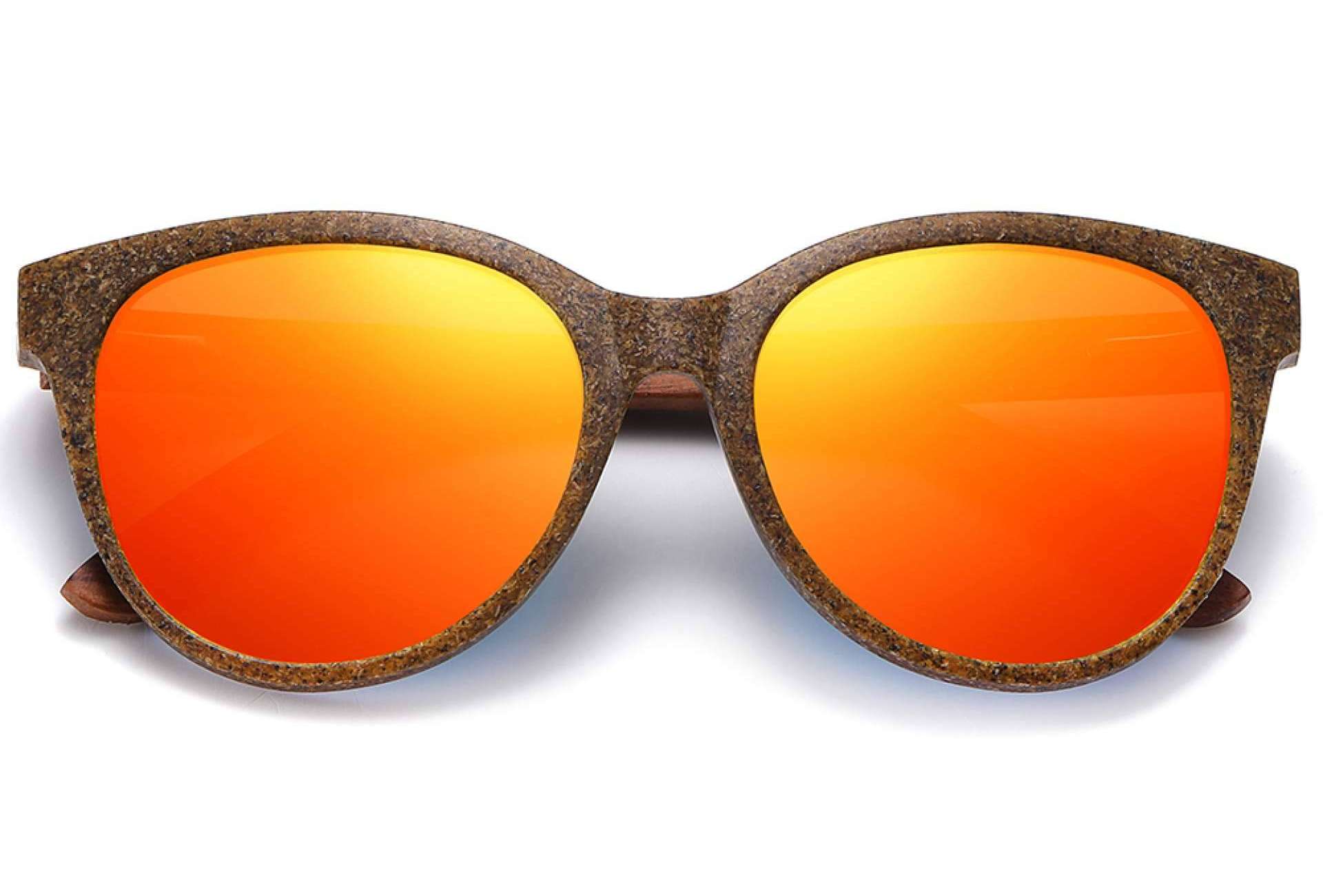 Lord Wooden lo vuelve a hacer, esta vez con su colección de gafas de sol biodegradables cuyos materiales son trigo, café y madera