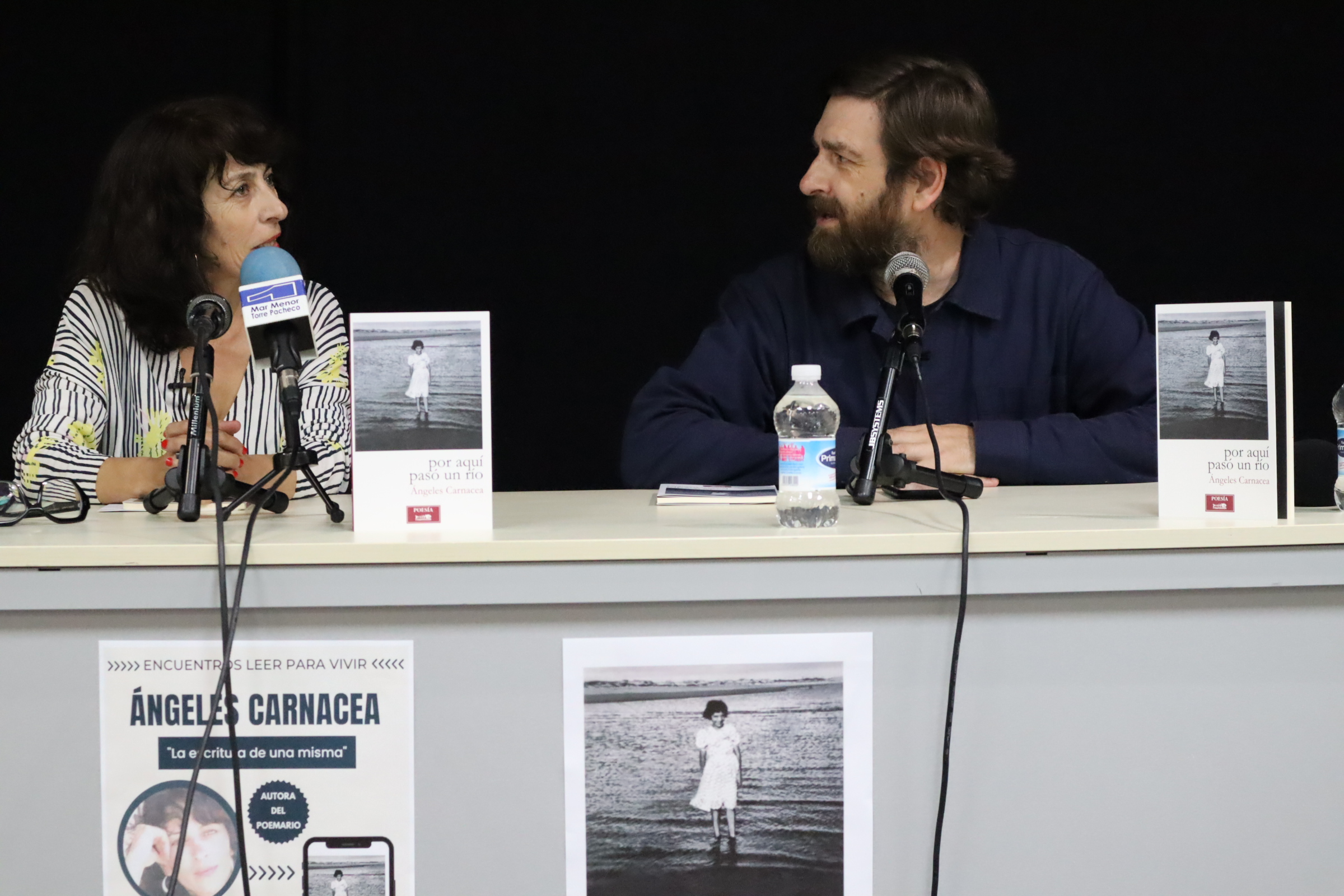 Ángeles Carnacea presentó “Por aquí pasó un río” en el marco de la Comisión de Salud Mental y Cultura del Mar Menor