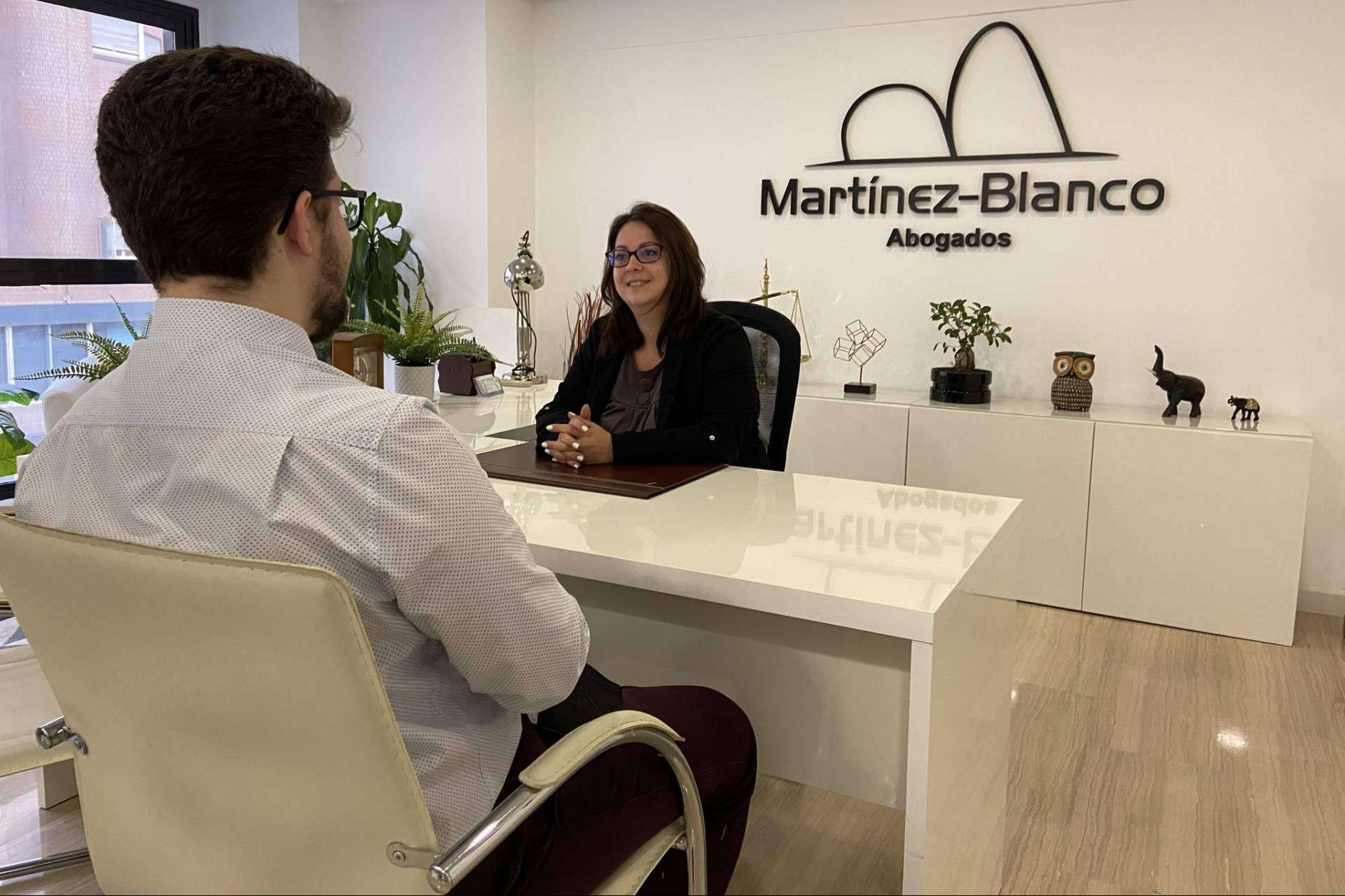 Vicios ocultos en compraventas y reformas. Condenada a indemnizar con 380.000 € por vicios ocultos en un inmueble que vendió