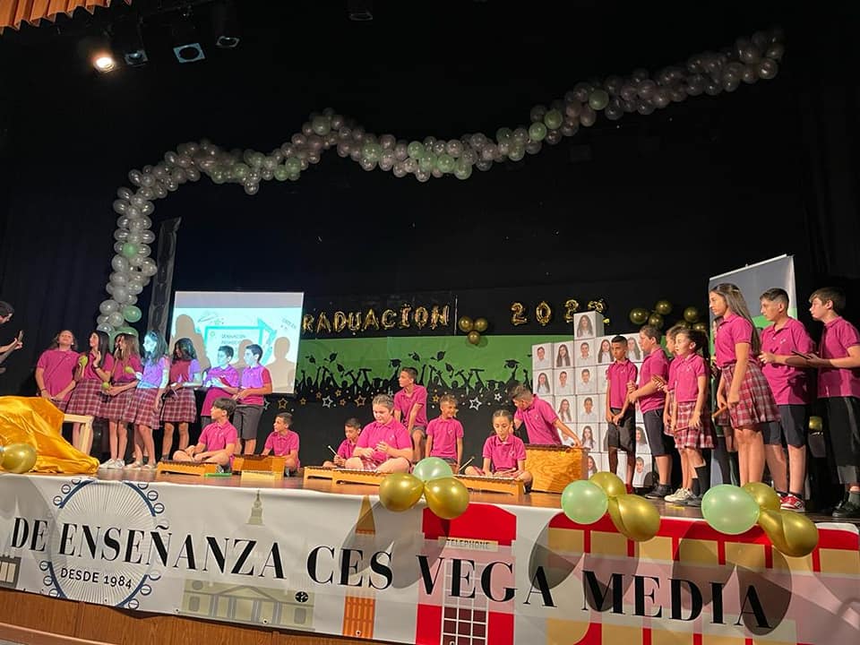 Graduación de primaria del CES Vega Media