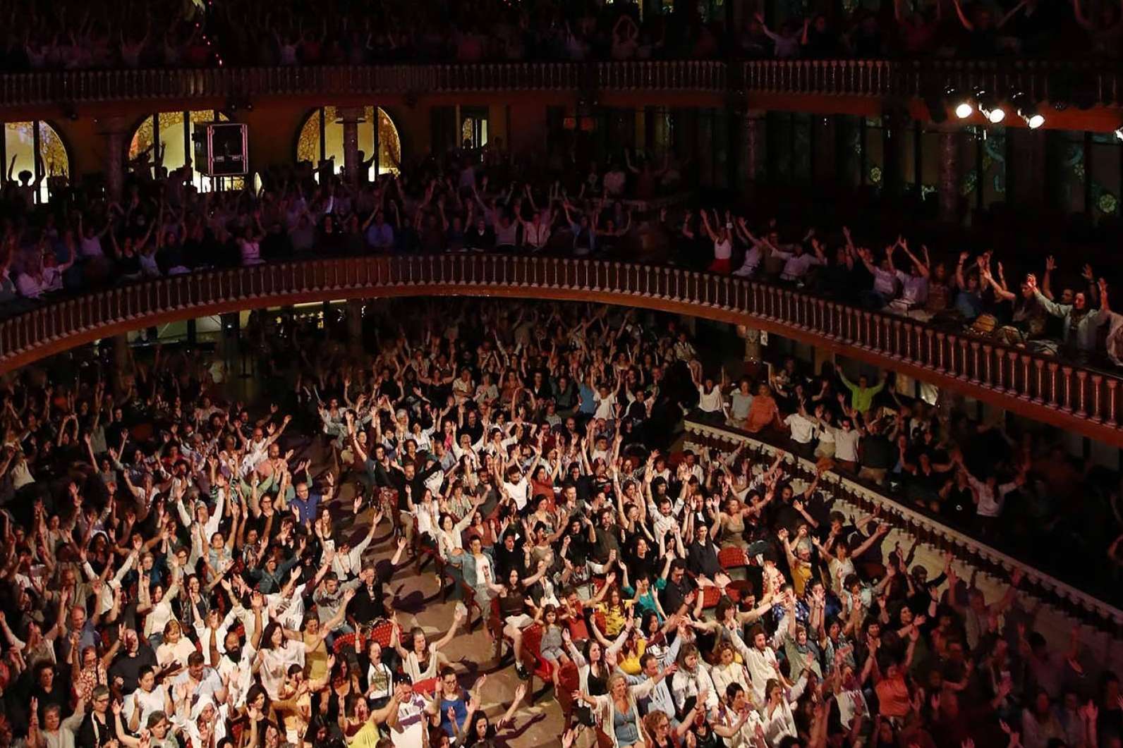 El concierto, Joy, en el Palau de la Música de Barcelona de Ravi Ram bajo la propuesta de 'Sounds for the Soul'