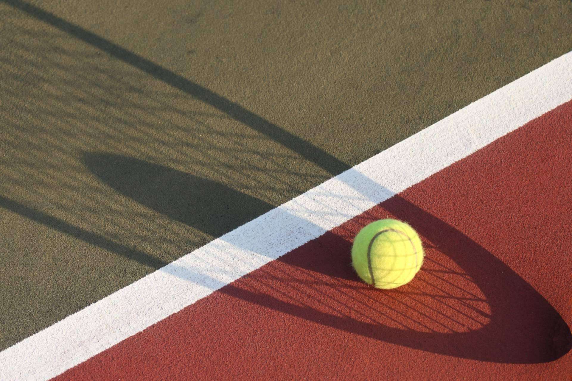Dar una segunda vida a las pelotas de pádel y tenis con el presurizador de pelotas de Ball Rescuer