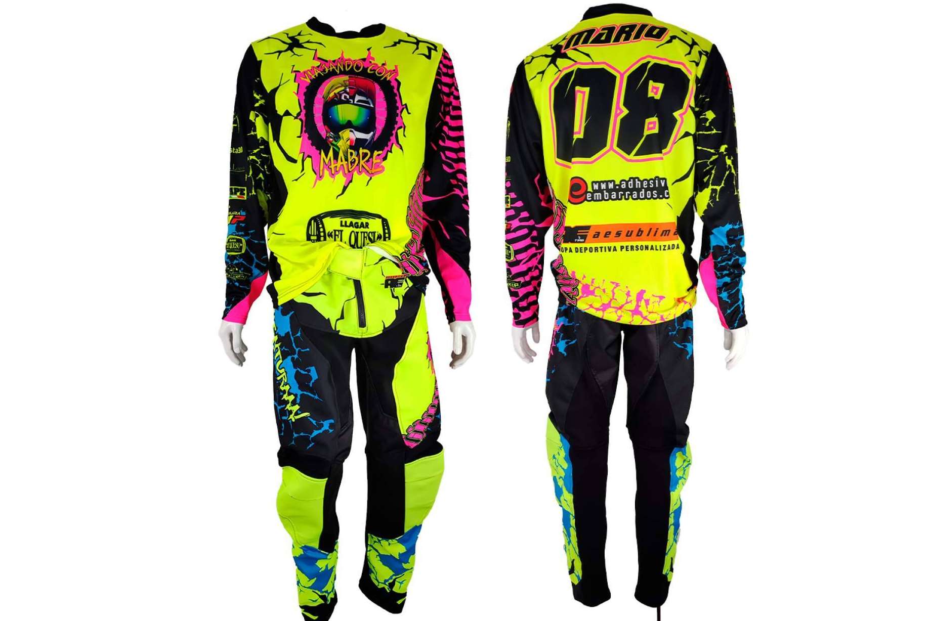 ADHESIVOSEMBARRADOS y su catálogo de ropa personalizada para motos offroad
