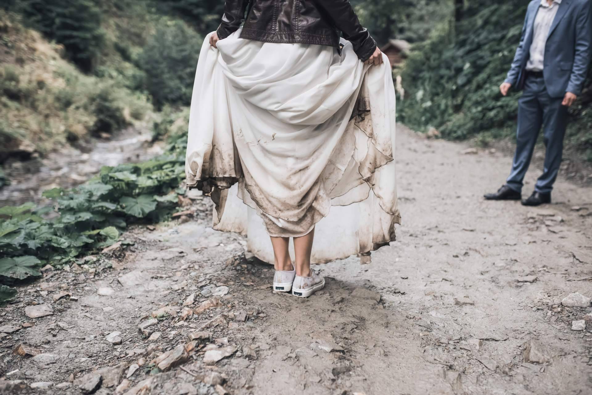 Una tintorería especializada en vestidos de novia, La Central de Pinto