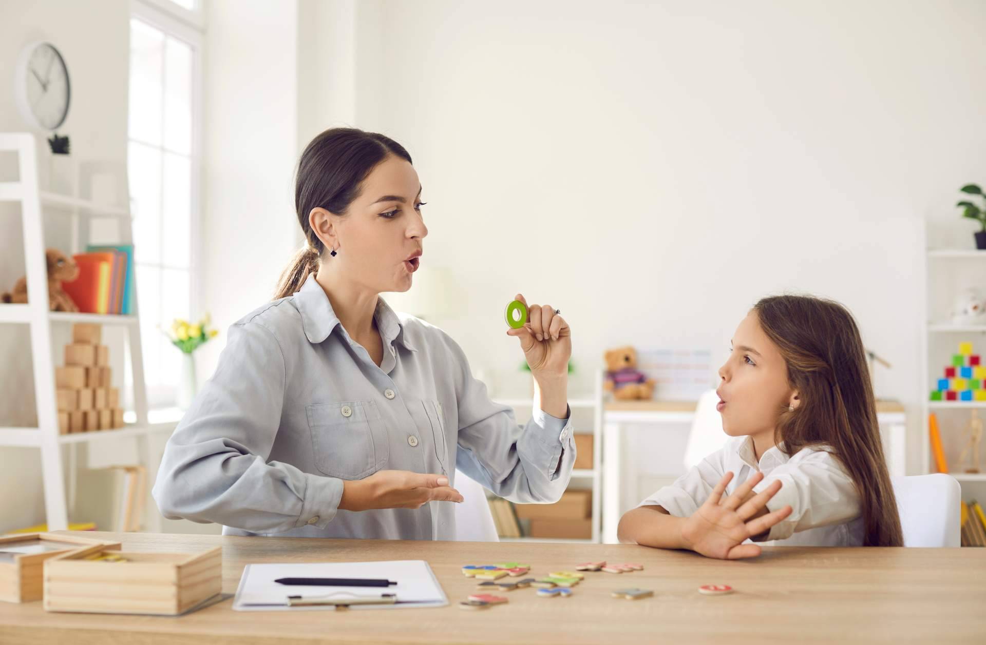 ISEB lanza Máster en Pedagogía Terapéutica