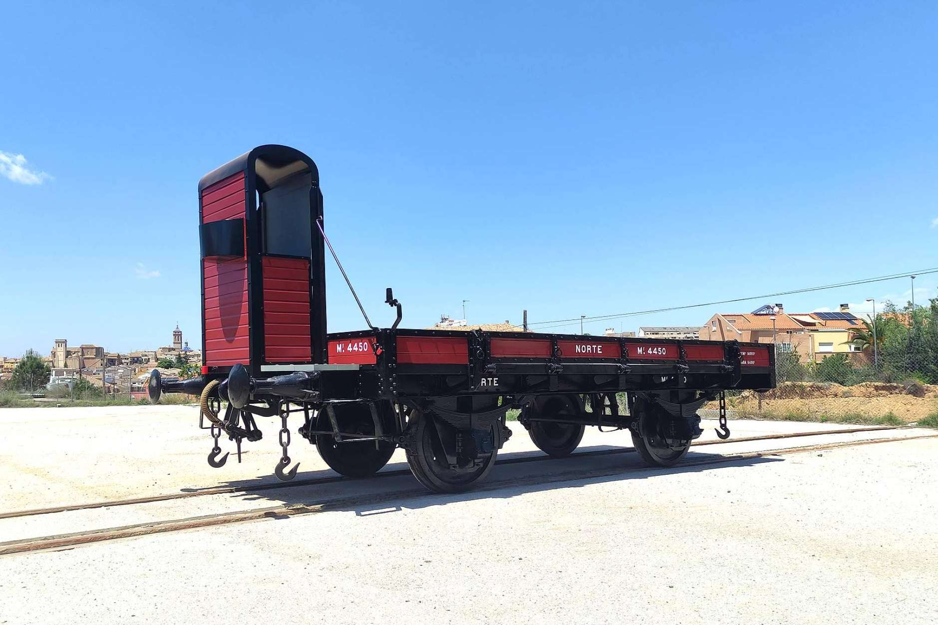 Restaurado por la Fundación del Patrimonio Ferroviario un vagón de la Cía. del Norte construido en 1927