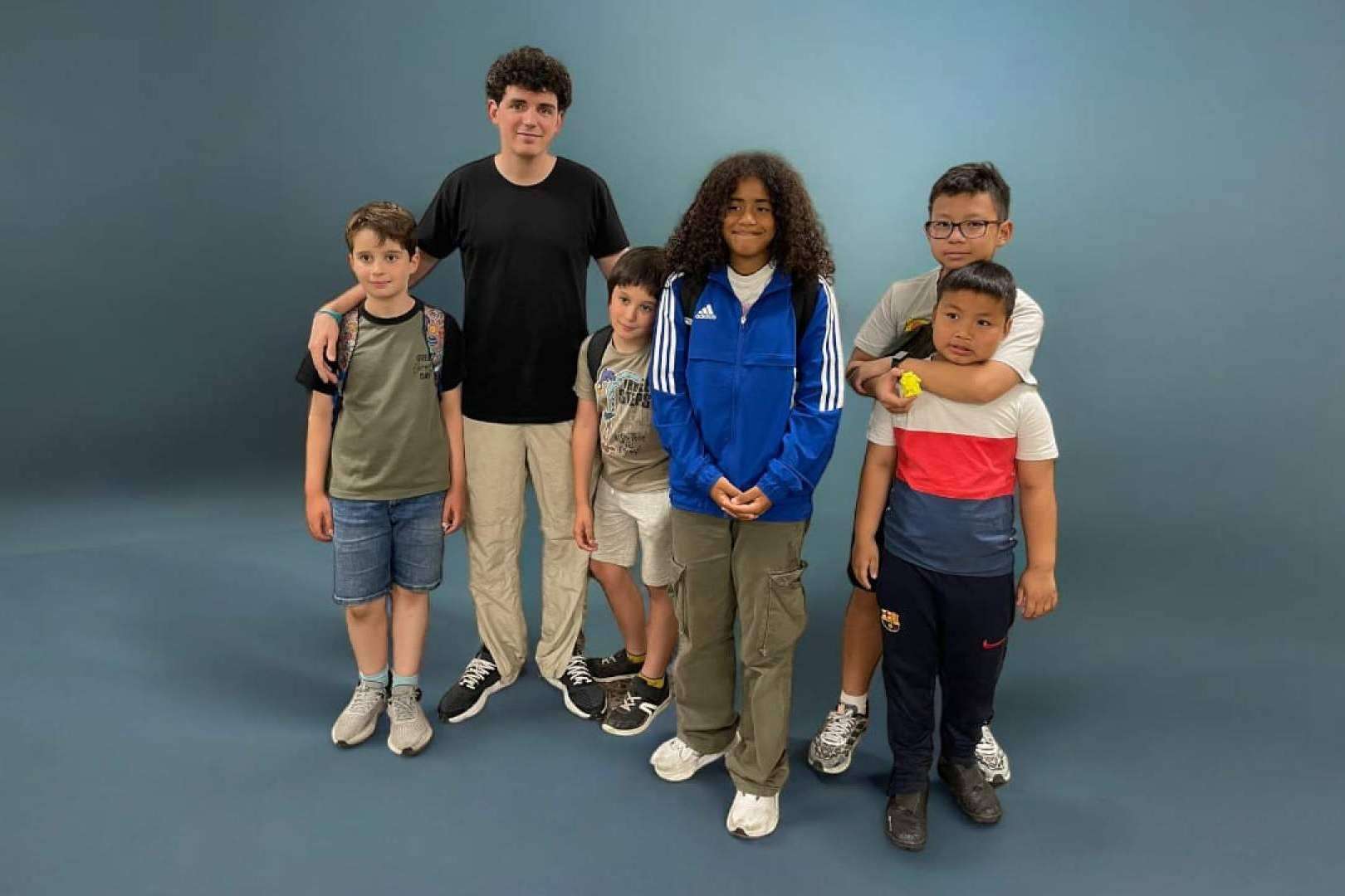 Alumnos de un colegio de Barcelona programan una estación meteorológica usando MochiCard