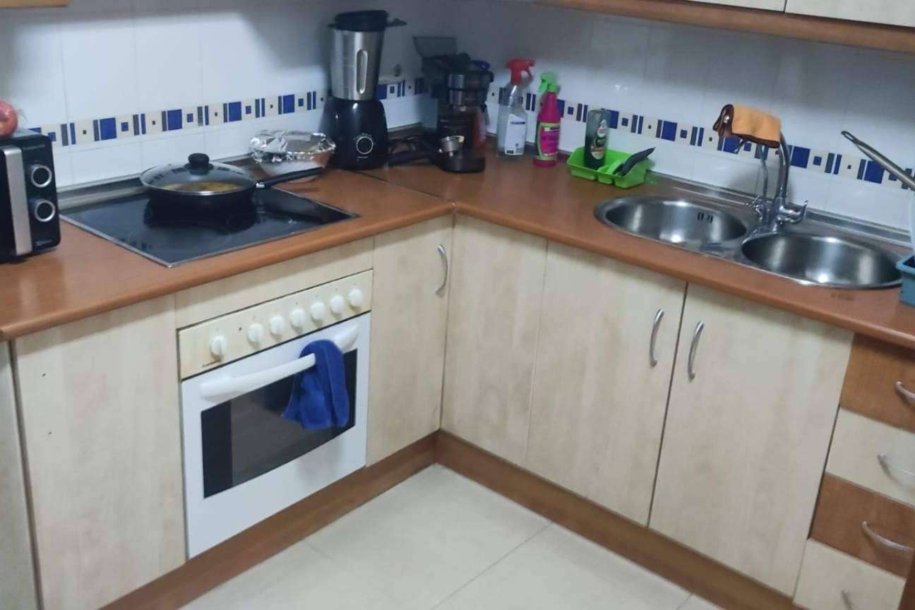 A subasta un lote de 10 viviendas en Almería valorado en cerca de un millón y medio de euros