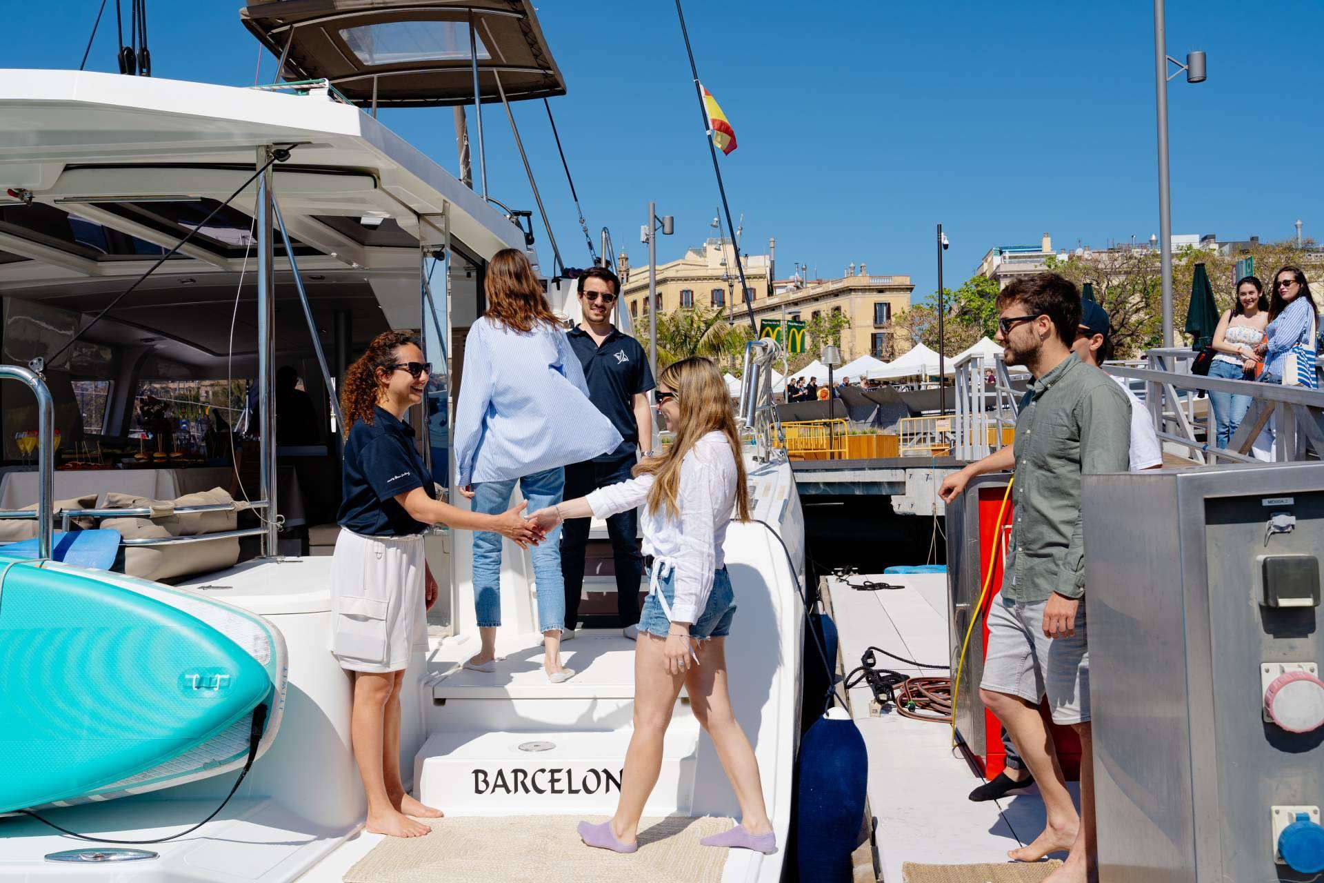 Sondevela impulsa el turismo marítimo con su exclusivo servicio de alquiler de catamaranes en el Mediterráneo
