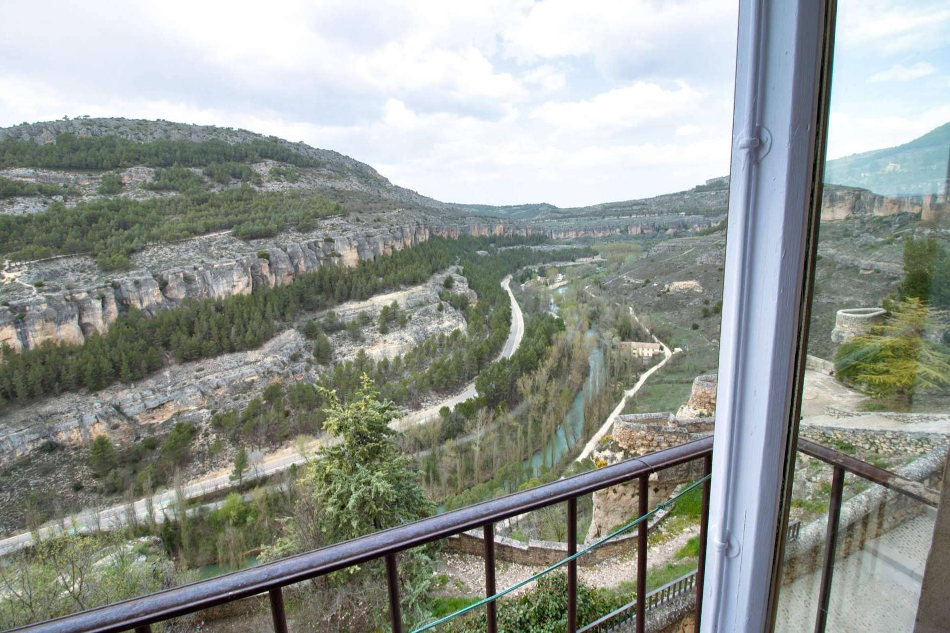 CUENCALOFT Vacaciones en Cuenca; descubrir el encanto navideño de la ciudad