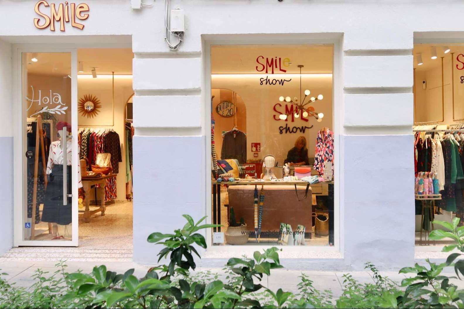 La marca española SMILE SHOW estrena nueva tienda; un universo de color y alegría en la Plaza de Olavide