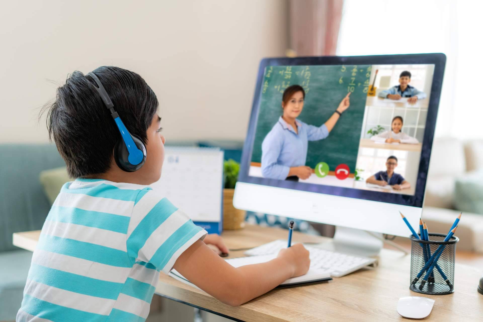 Educación y tecnología; Un binomio con retos y oportunidades
