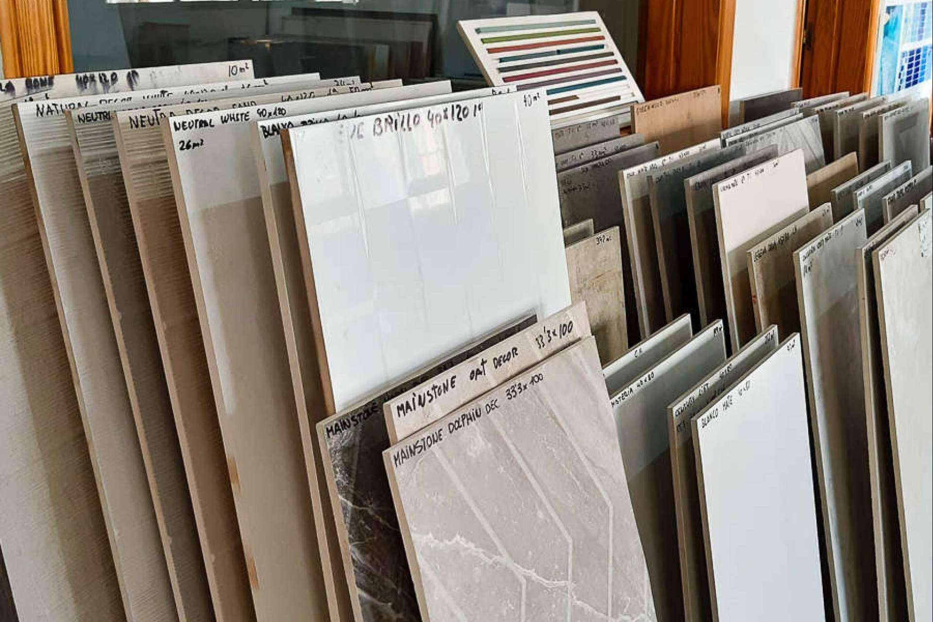 Oportunidad; Venta limitada de lotes de azulejos outlet multimarca en Artegres