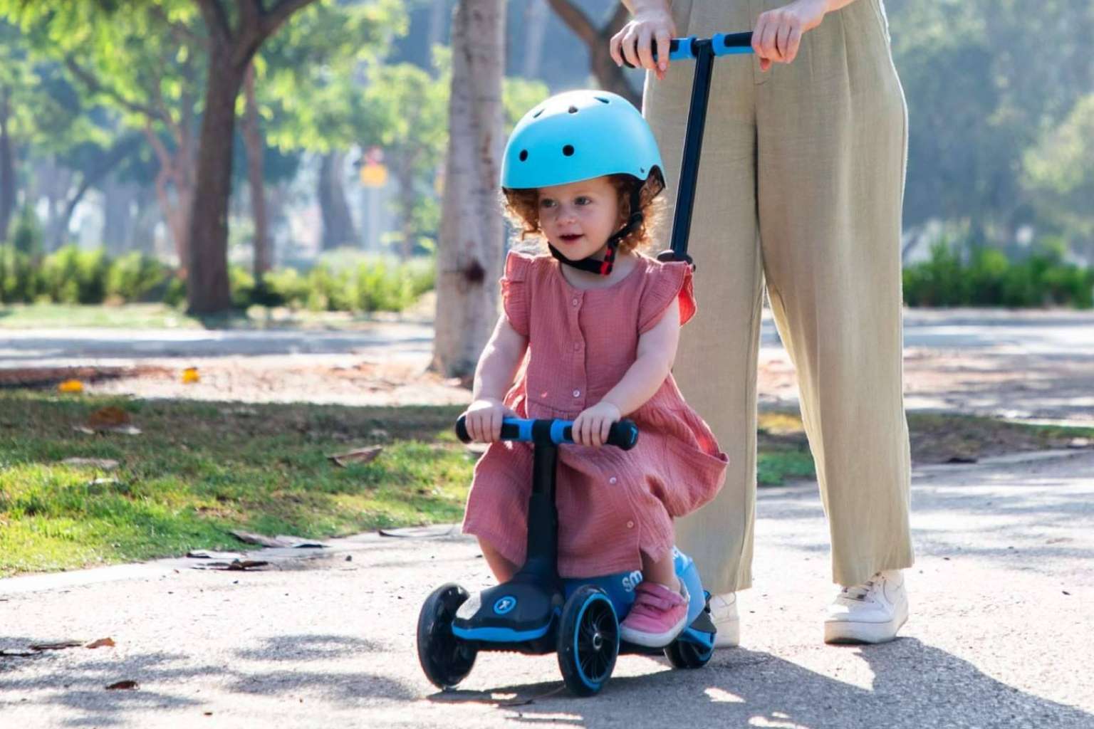 Claves para elegir el primer patinete para el bebé
