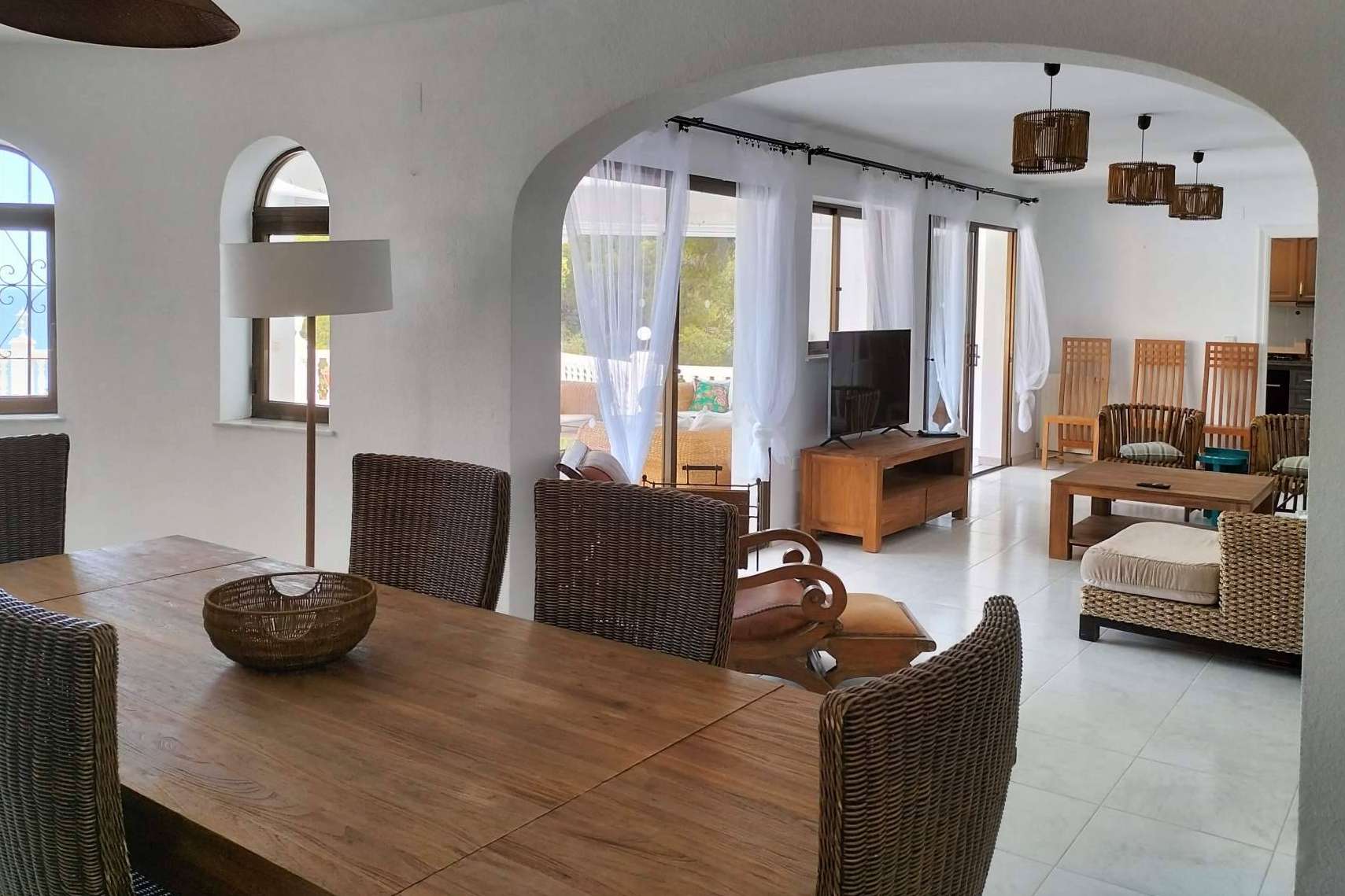 Alquileres Agatha Martínez amplía su oferta de alquiler turístico en Calpe con villas y apartamentos exclusivos