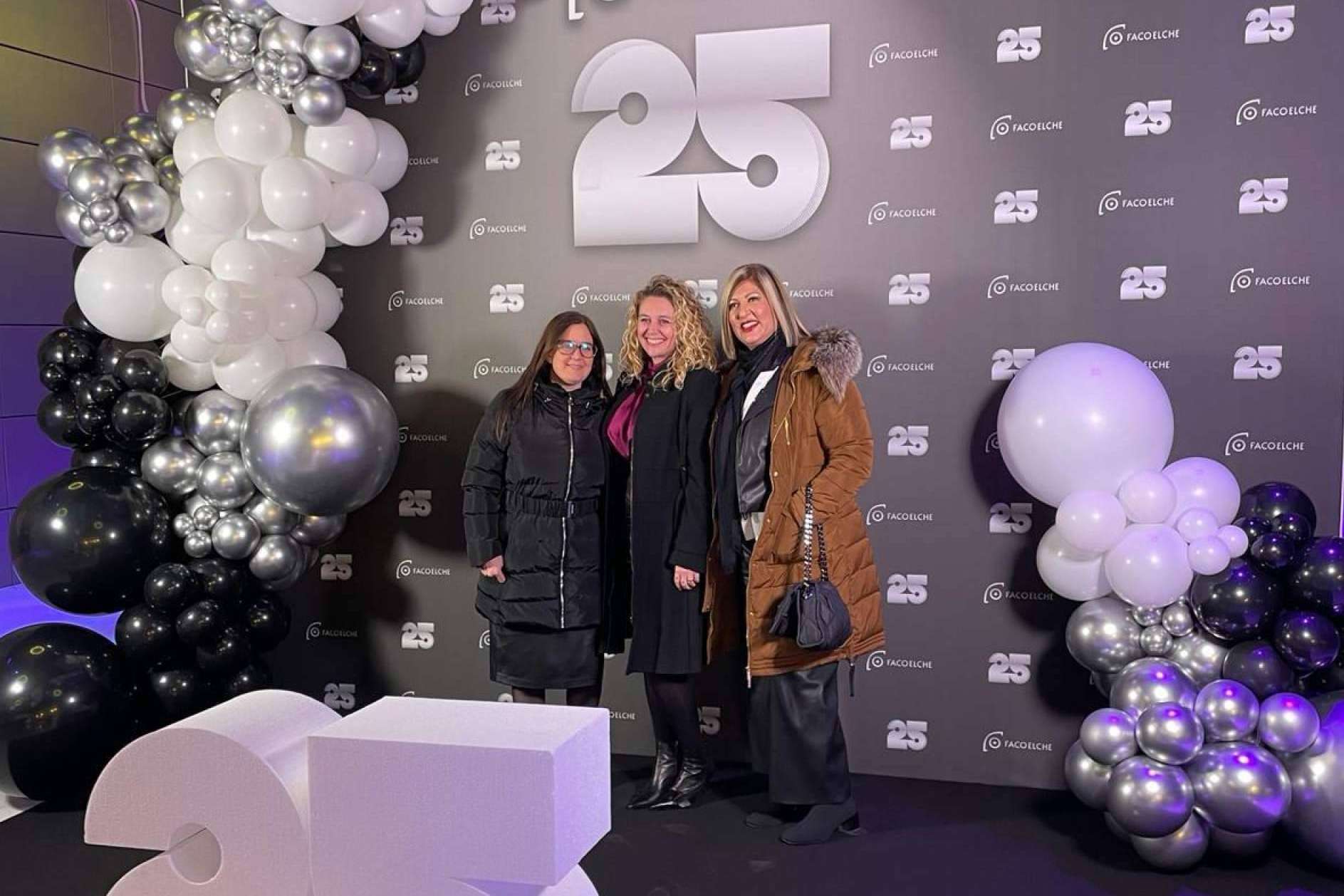 Decoración con globos para eventos corporativos, festivales y establecimientos