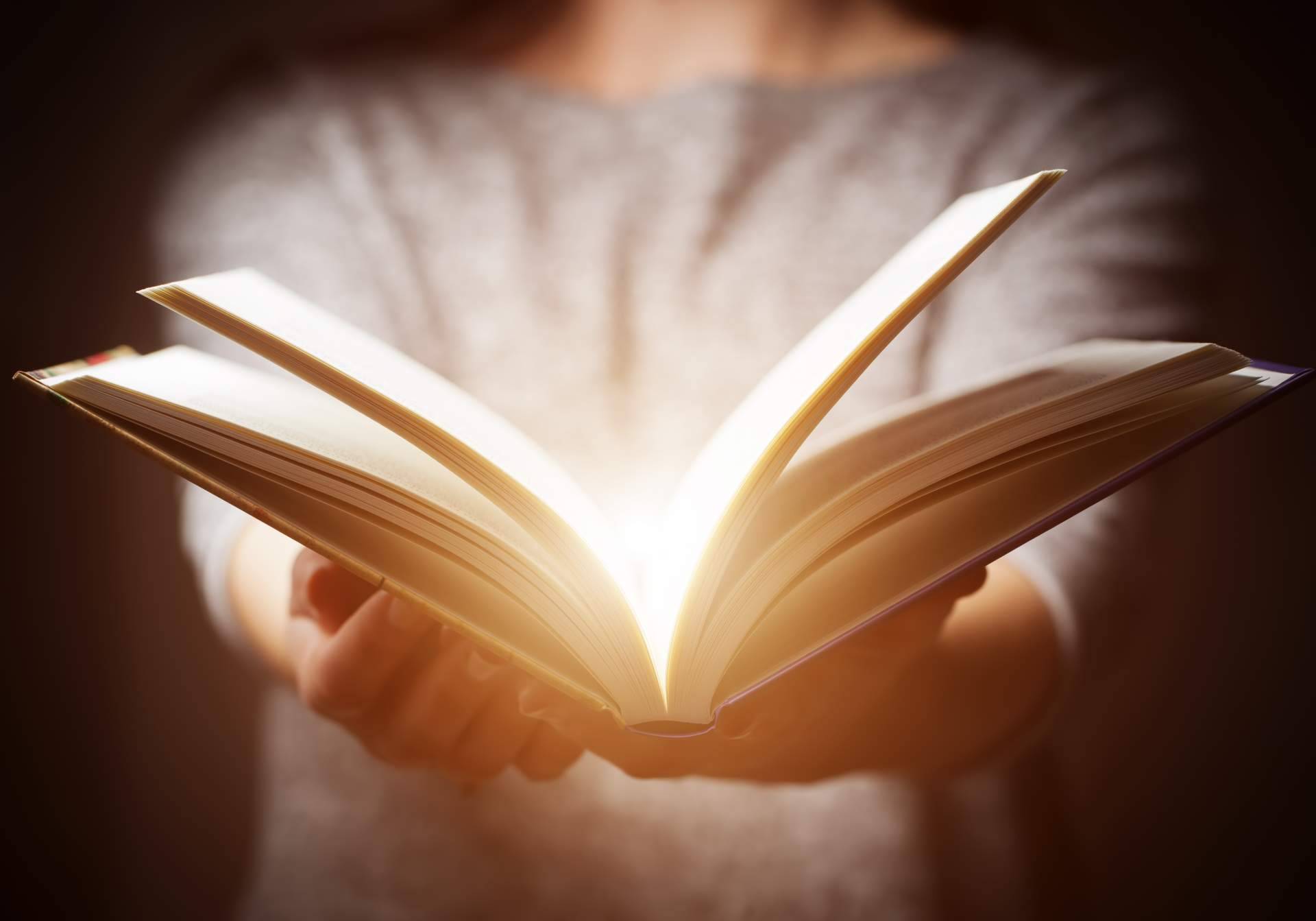 Negociar con galerías sin renunciar a la voz; El nuevo libro de Antonio Sánchez Castro