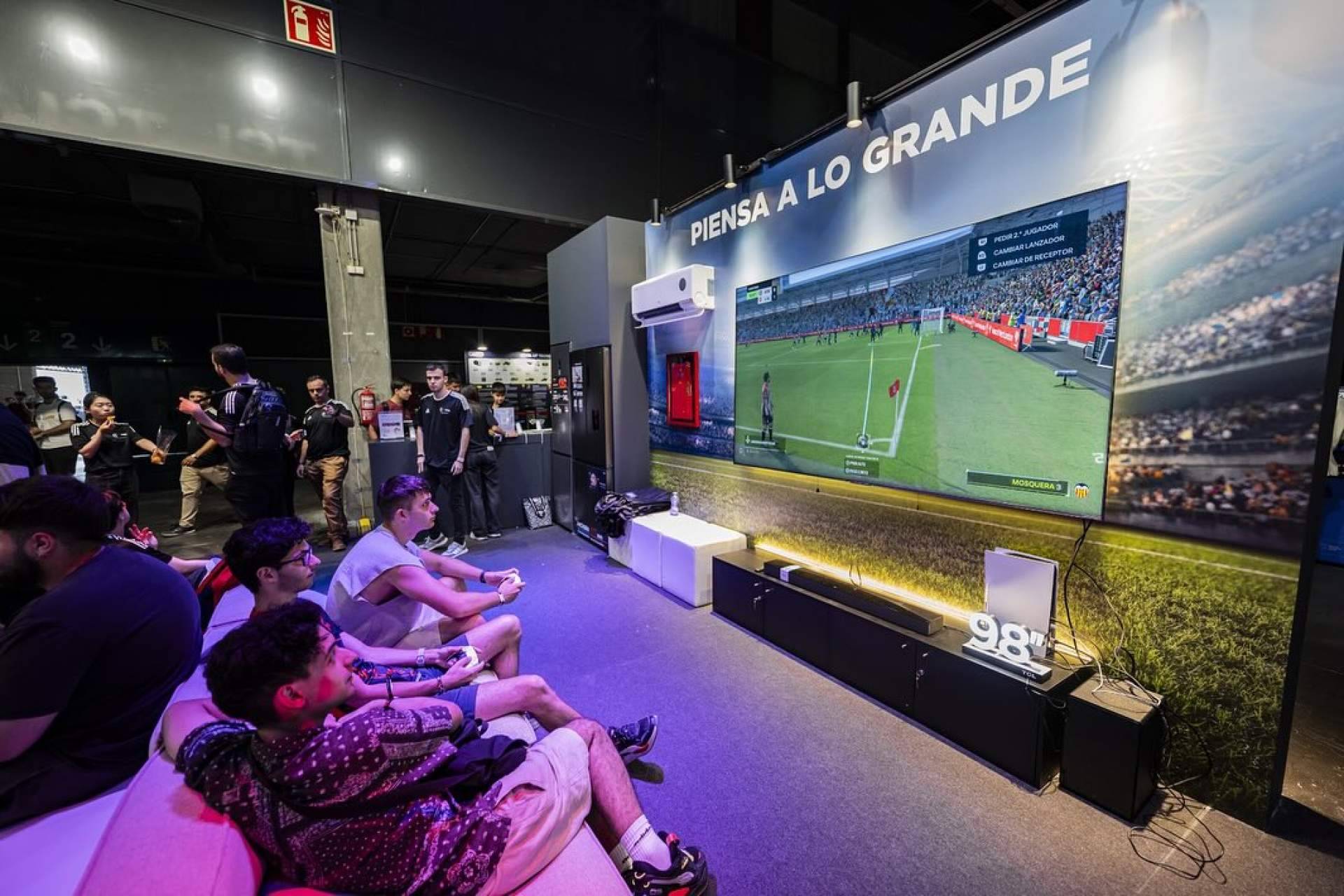 TCL consolida su apuesta por el gaming de competición en España con una destacada presencia en OWN Gaming Valencia