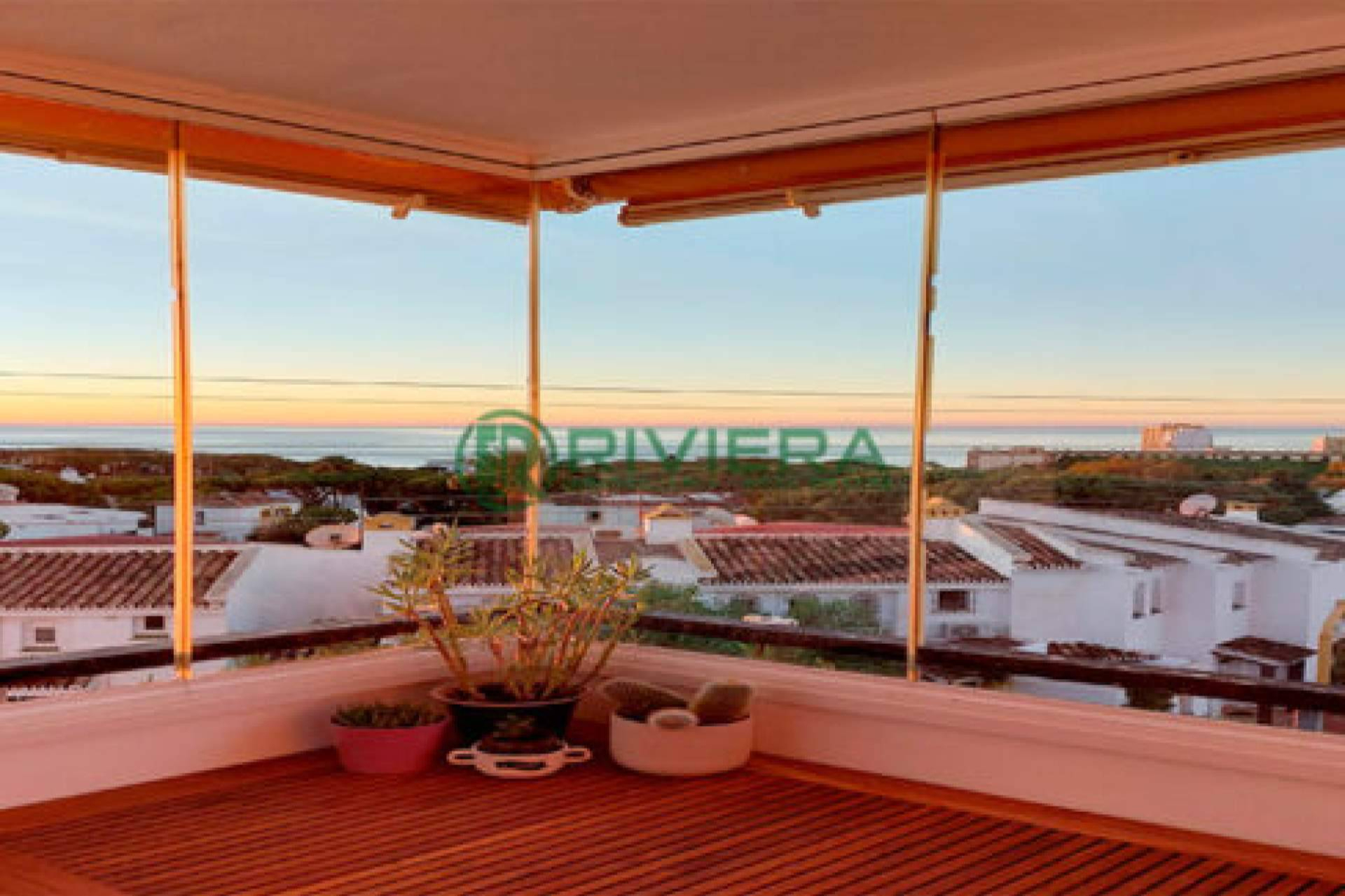 Para quien busca casa en la Costa del Sol, así es trabajar con una inmobiliaria de referencia en Benalmádena
