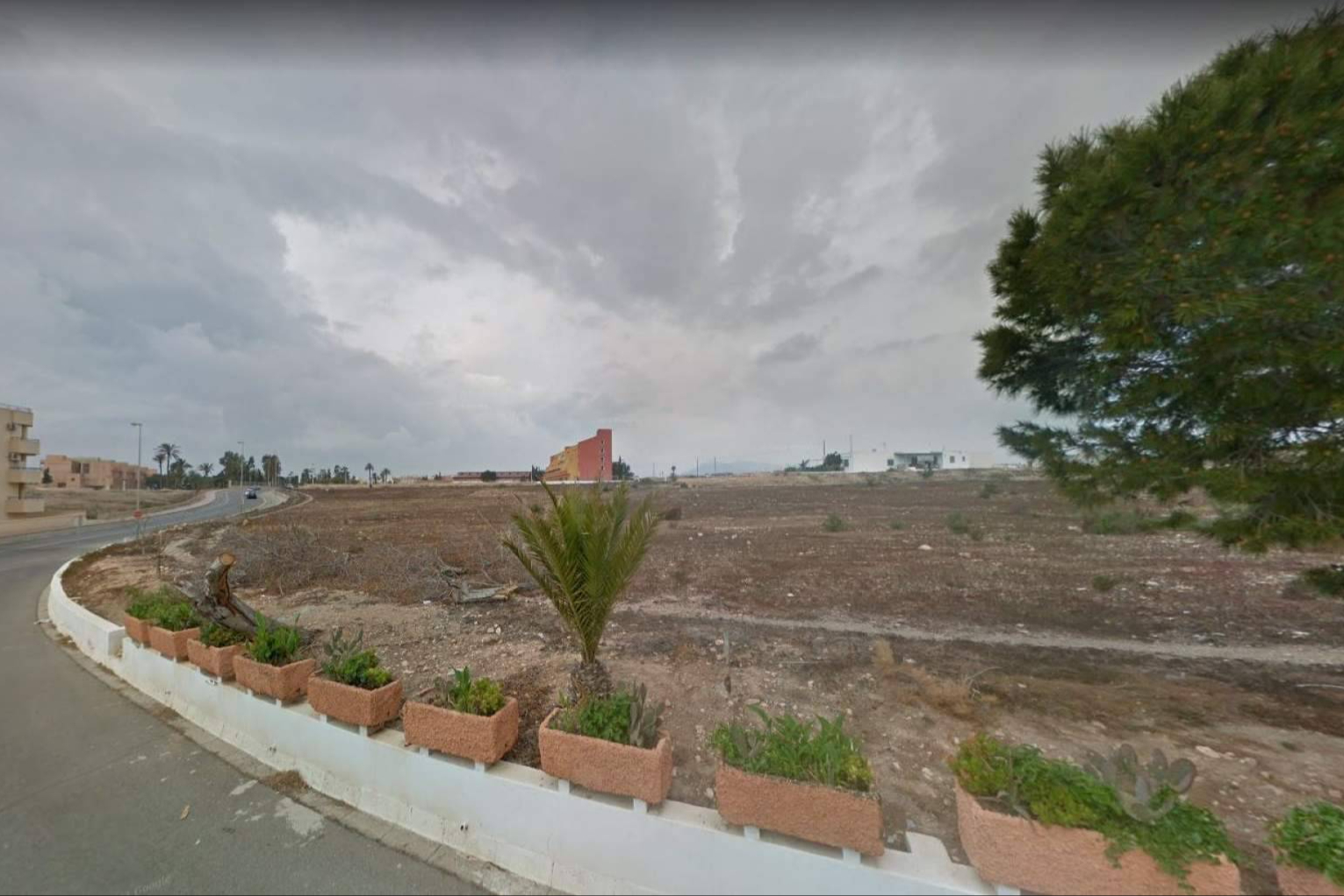 A subasta un lote de 3 fincas rústicas y los derechos urbanísticos por más de 15 millones de euros en Mazarrón