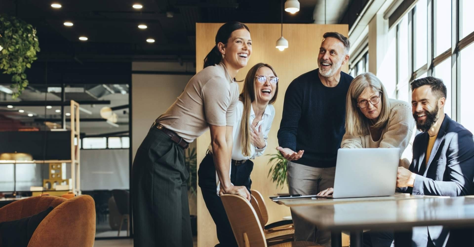 Startups y Scrum; el marco ágil que convierte la innovación en resultados tangibles
