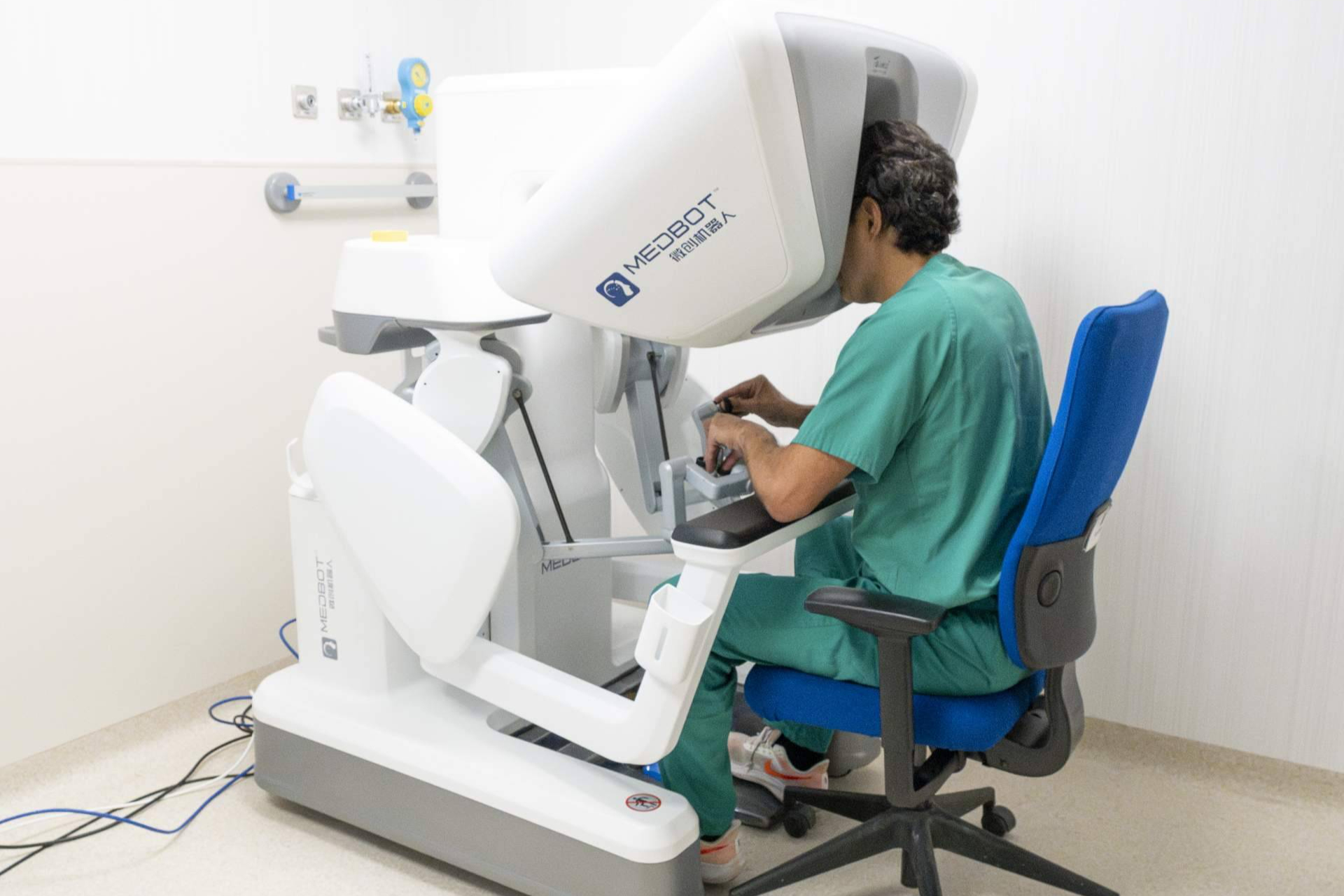 El grupo ROC Clinic realiza la primera telecirugía de España