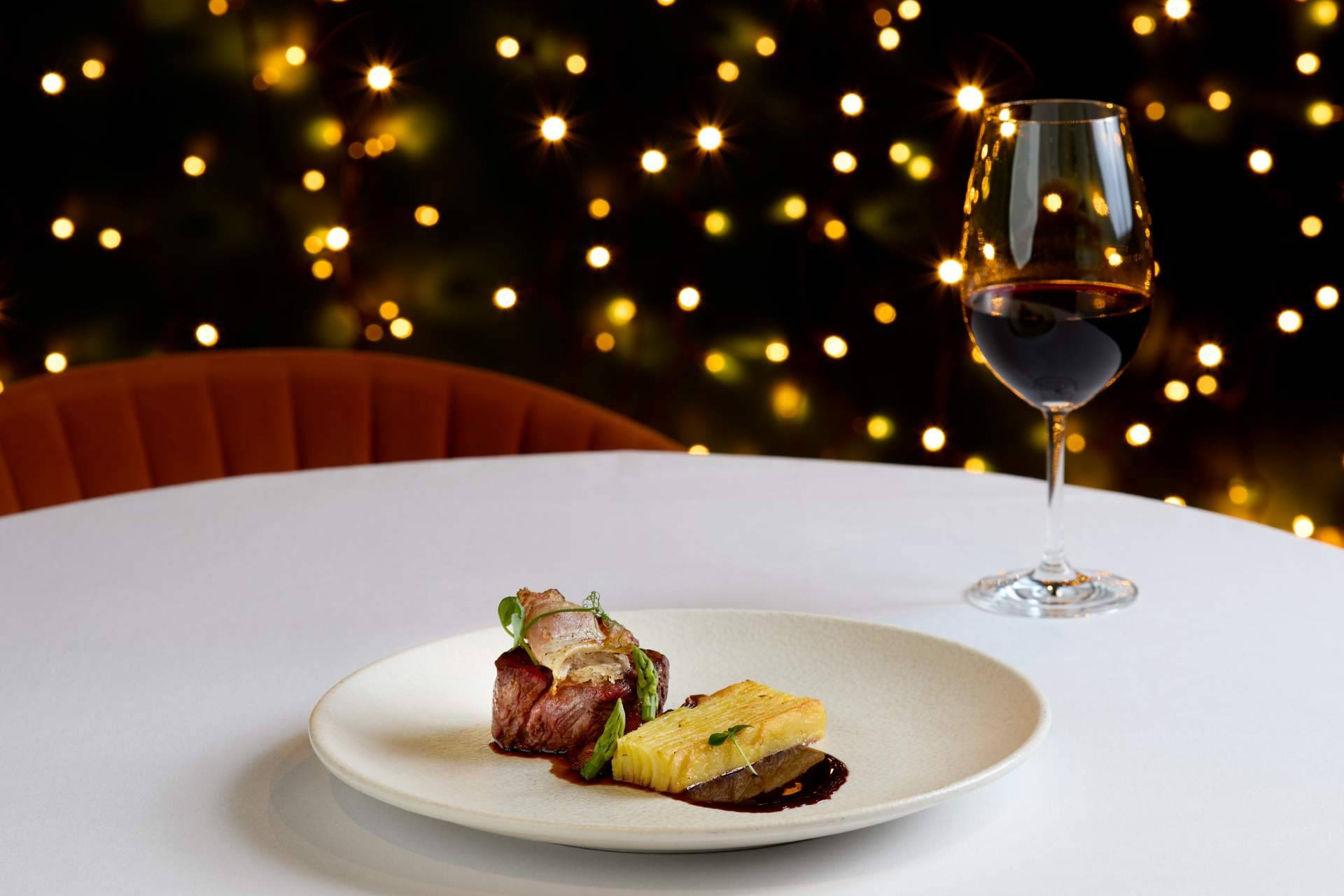 CentOnze, el restaurante de Le Méridien Barcelona, es el lugar perfecto para celebrar la Navidad