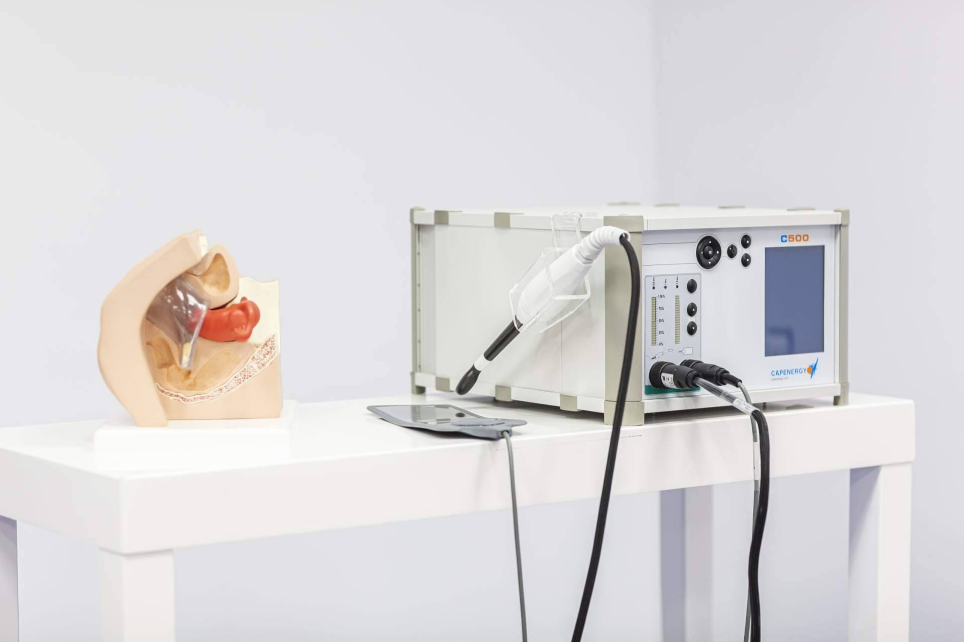 Radiofrecuencia intracavitaria con vibración terapéutica; Medicalr2 estrena en Madrid tecnología avanzada para dolor pélvico crónico
